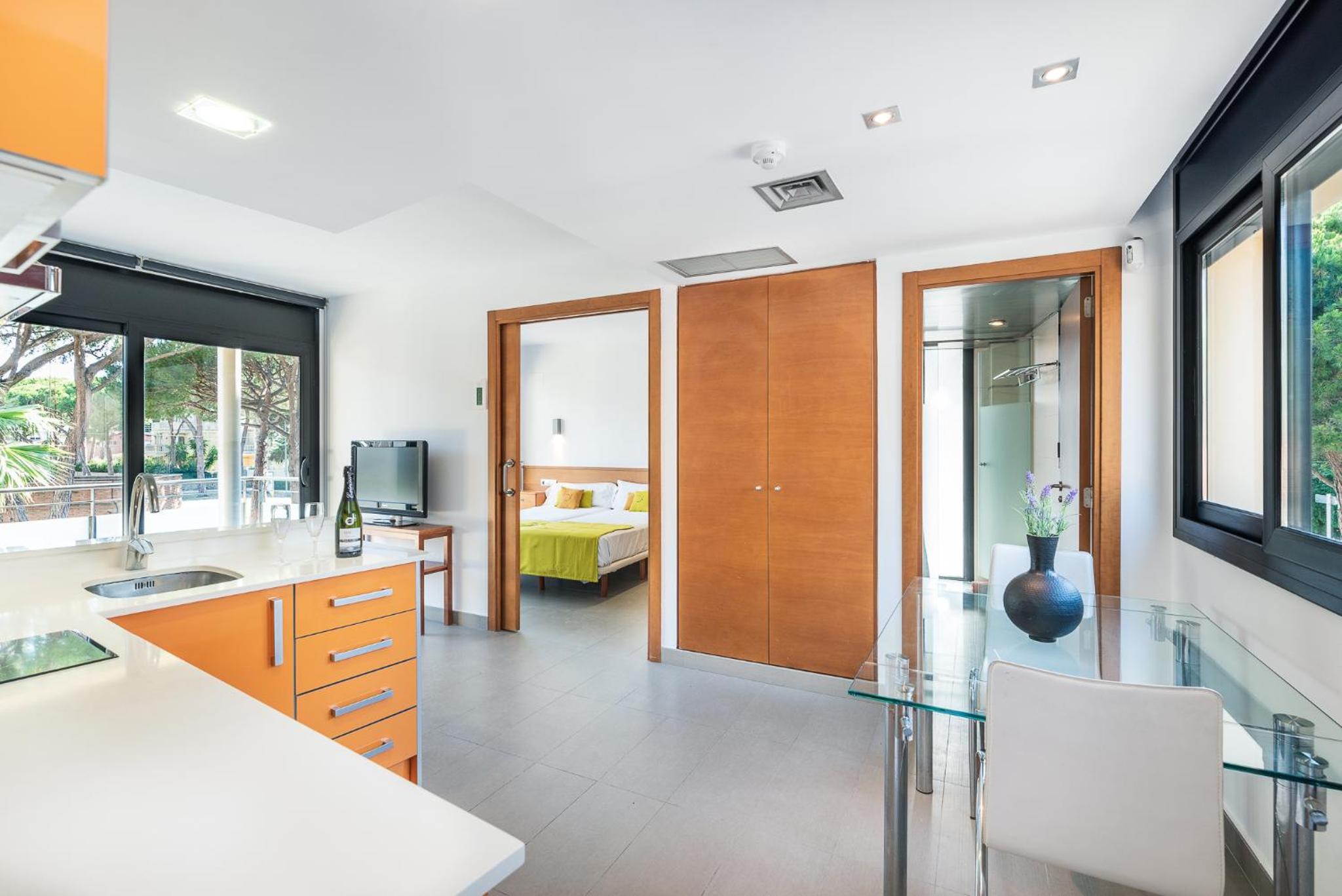 One-Bedroom Apartment - Photo 1