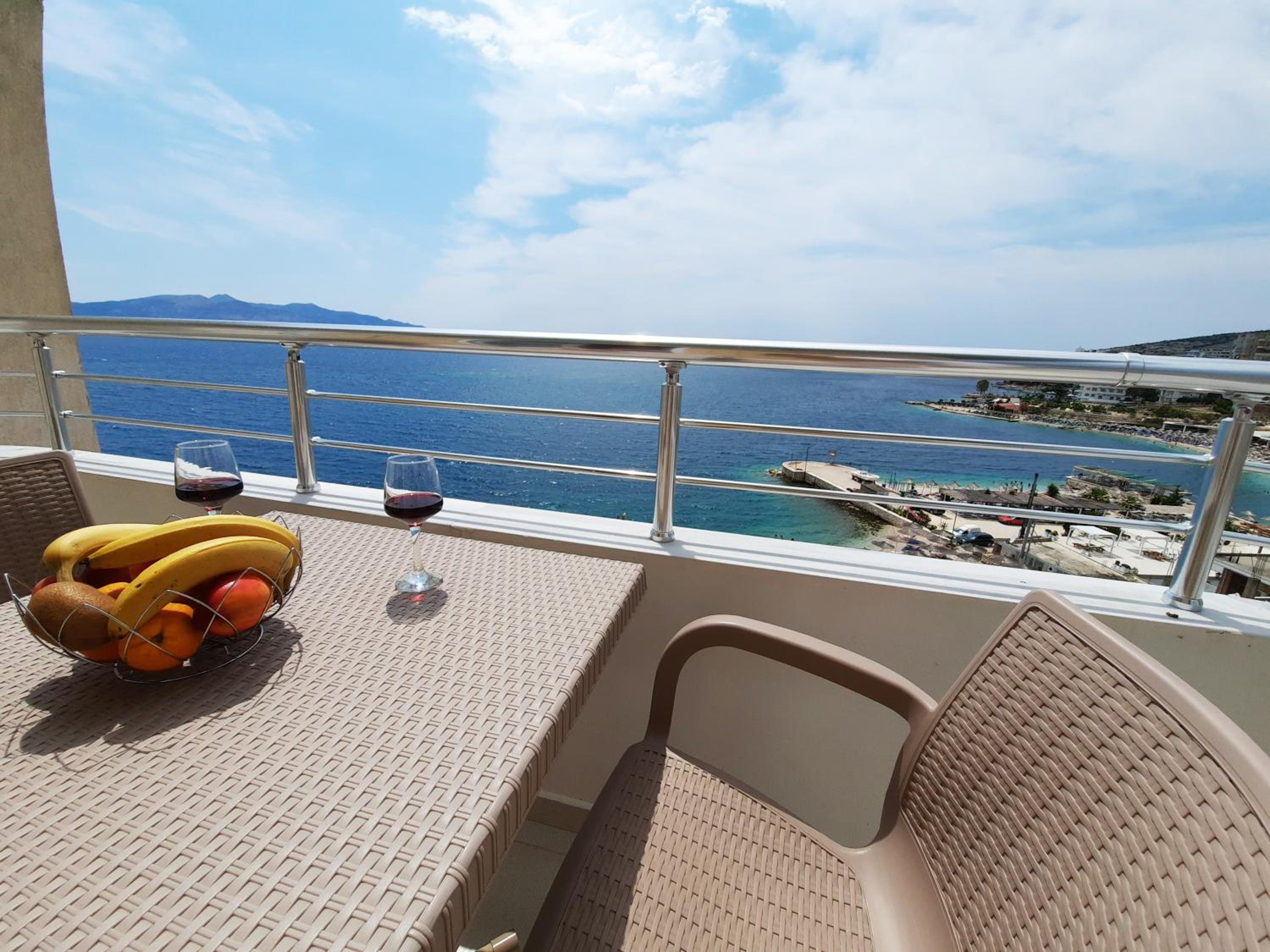 Balcony & Terrace