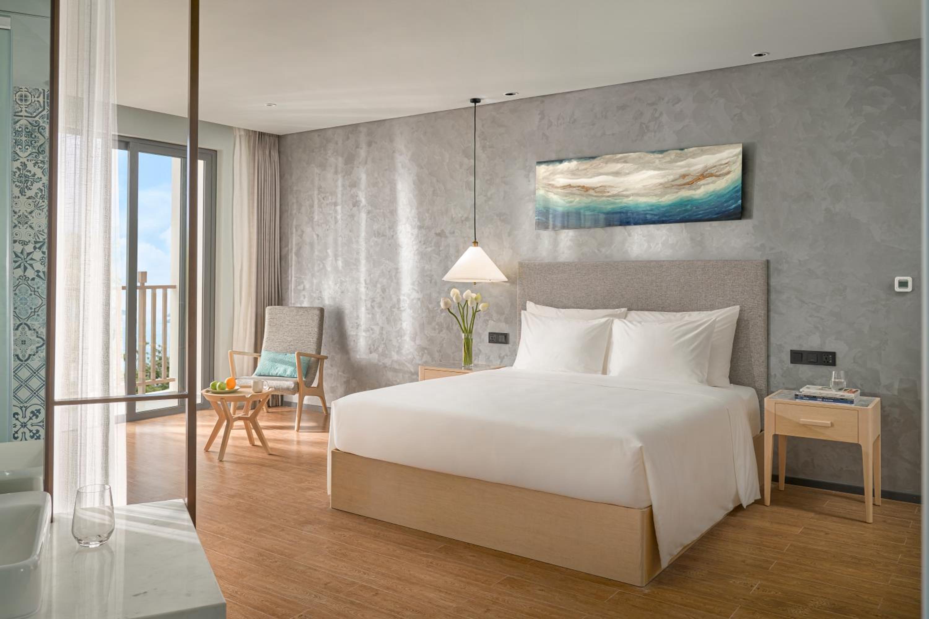 Premium Double Room with Balcony and Ocean View (Include Welcome drink & Airport shuttle bus)