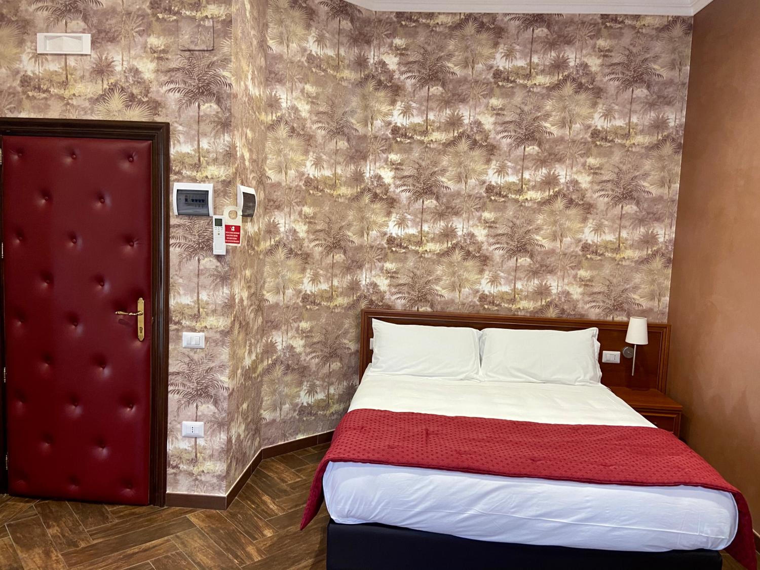 Quadruple Room - Photo 2