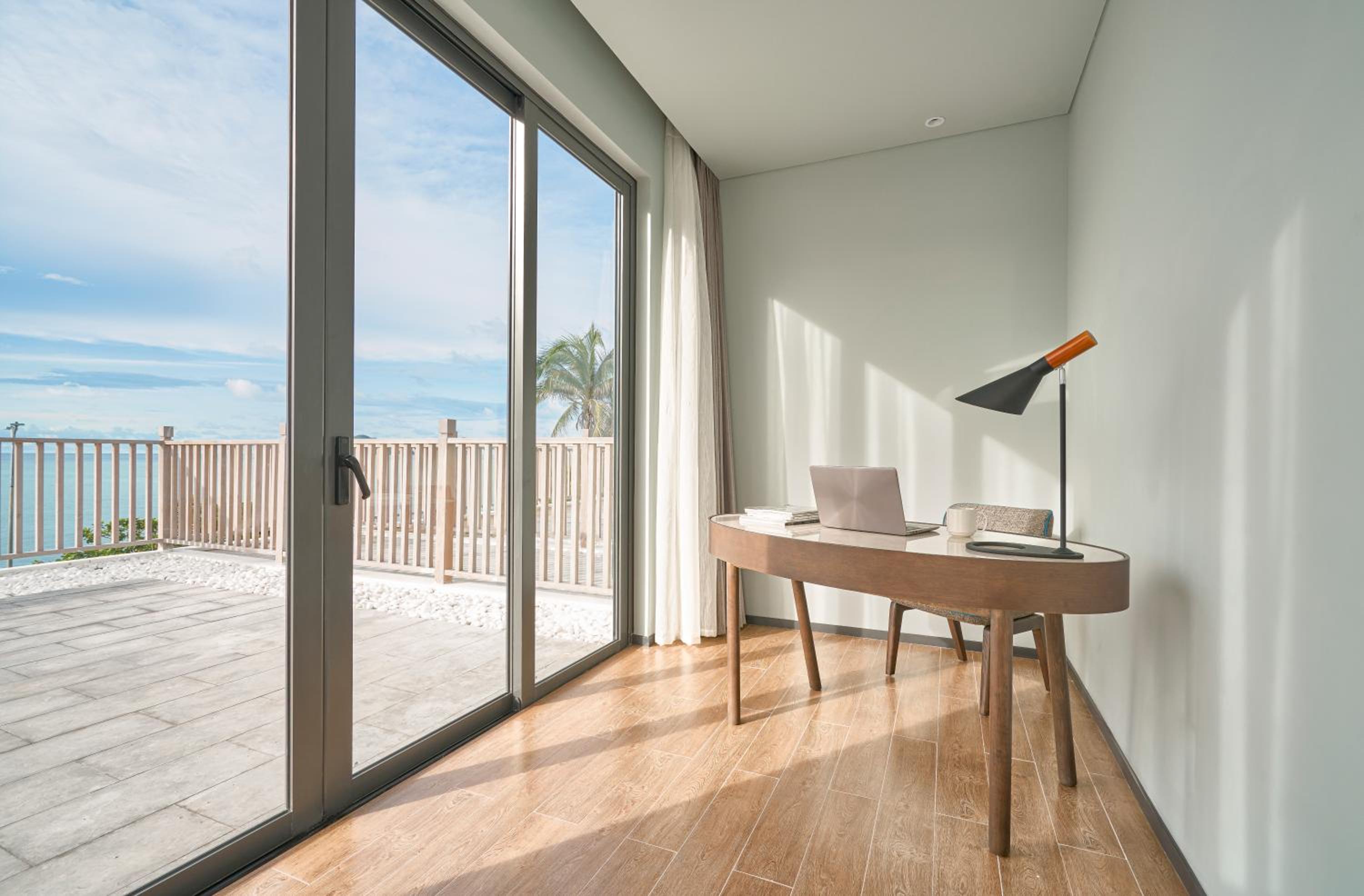 Zen Suite with Ocean View (Include Welcome drink & Airport shuttle bus)