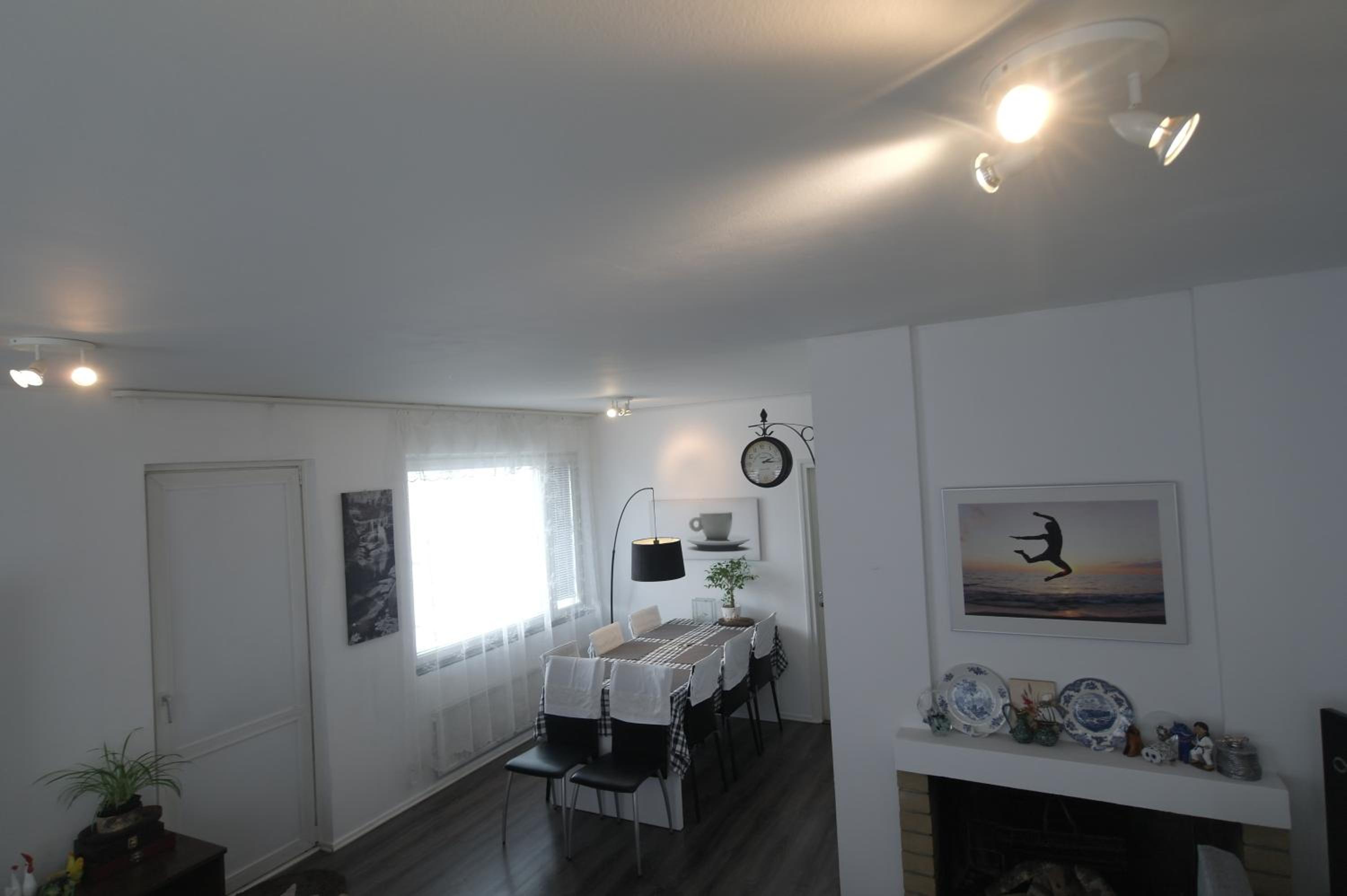 Four-Bedroom Apartment with Balcony  - Photo 16