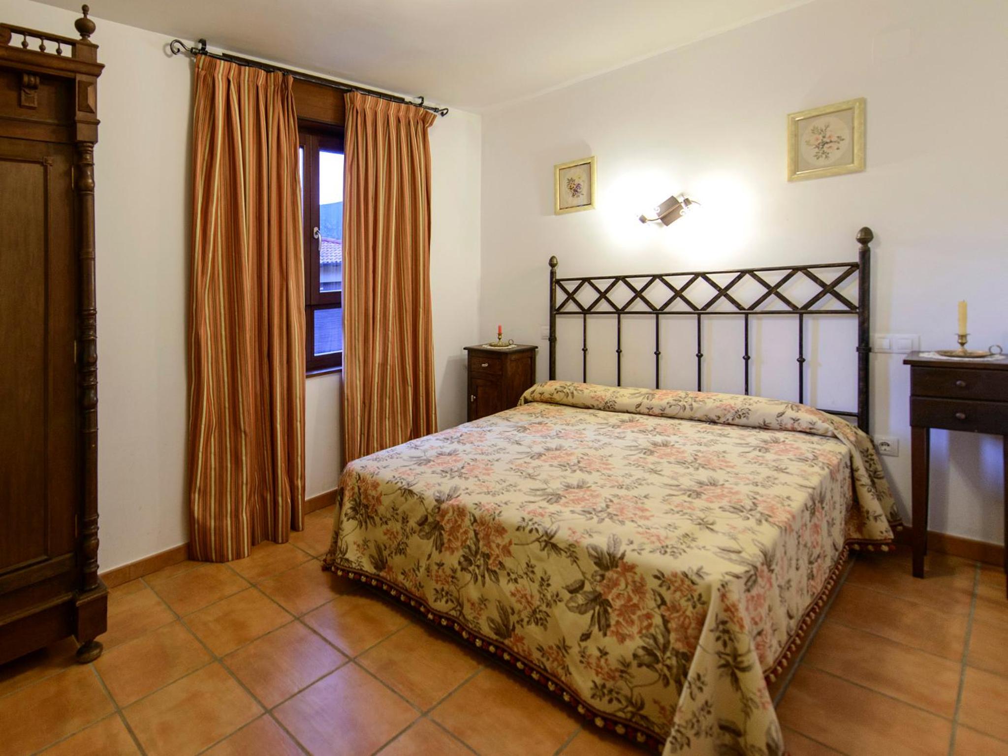 Two-Bedroom House photo 3