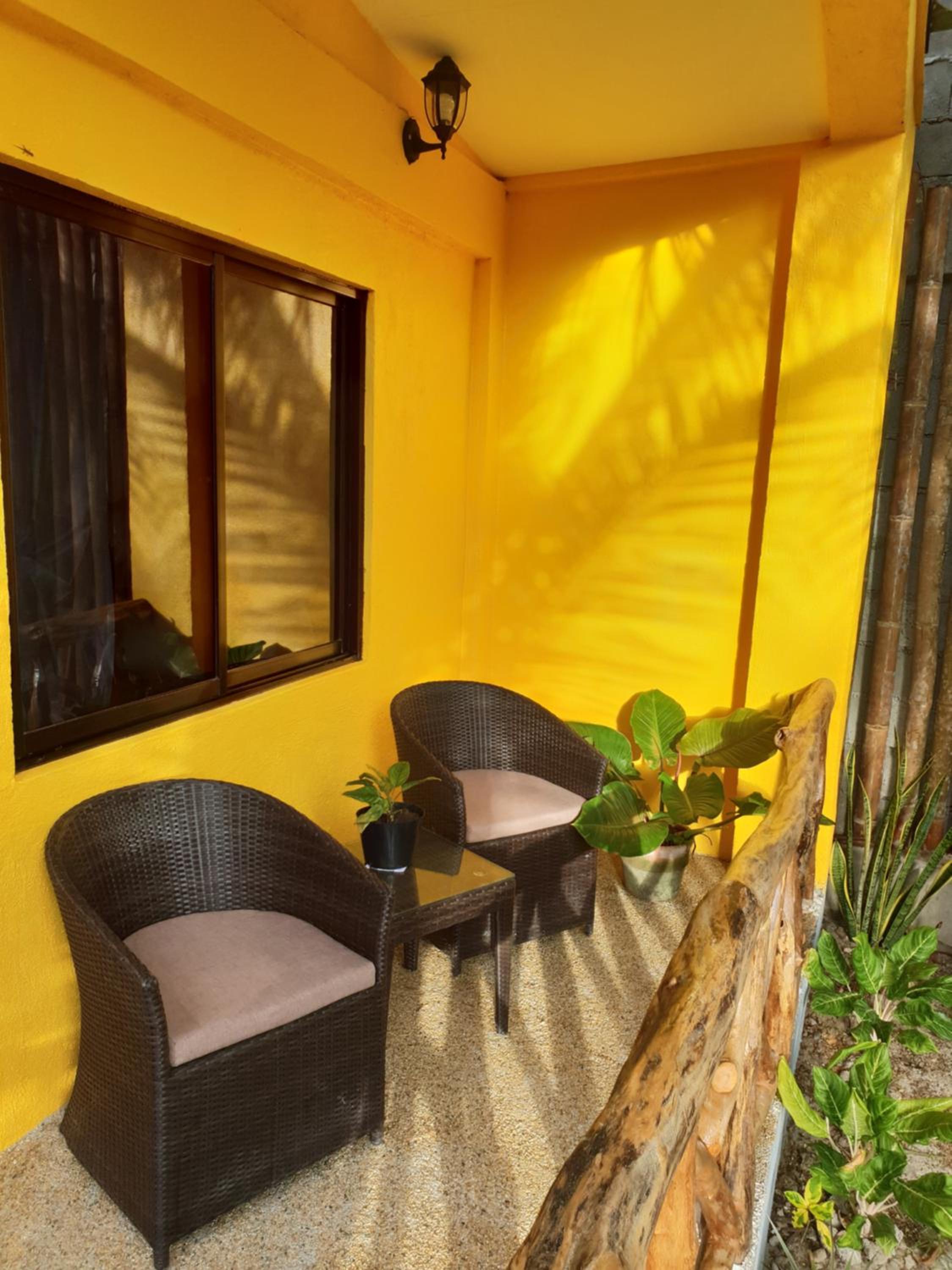 Deluxe Double Room with Sea View - Photo 8