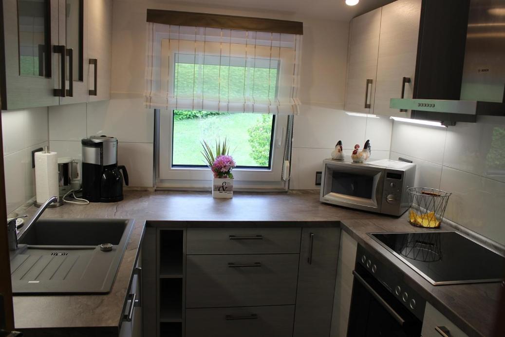 Two-Bedroom Deluxe Apartment with Garden View photo 2