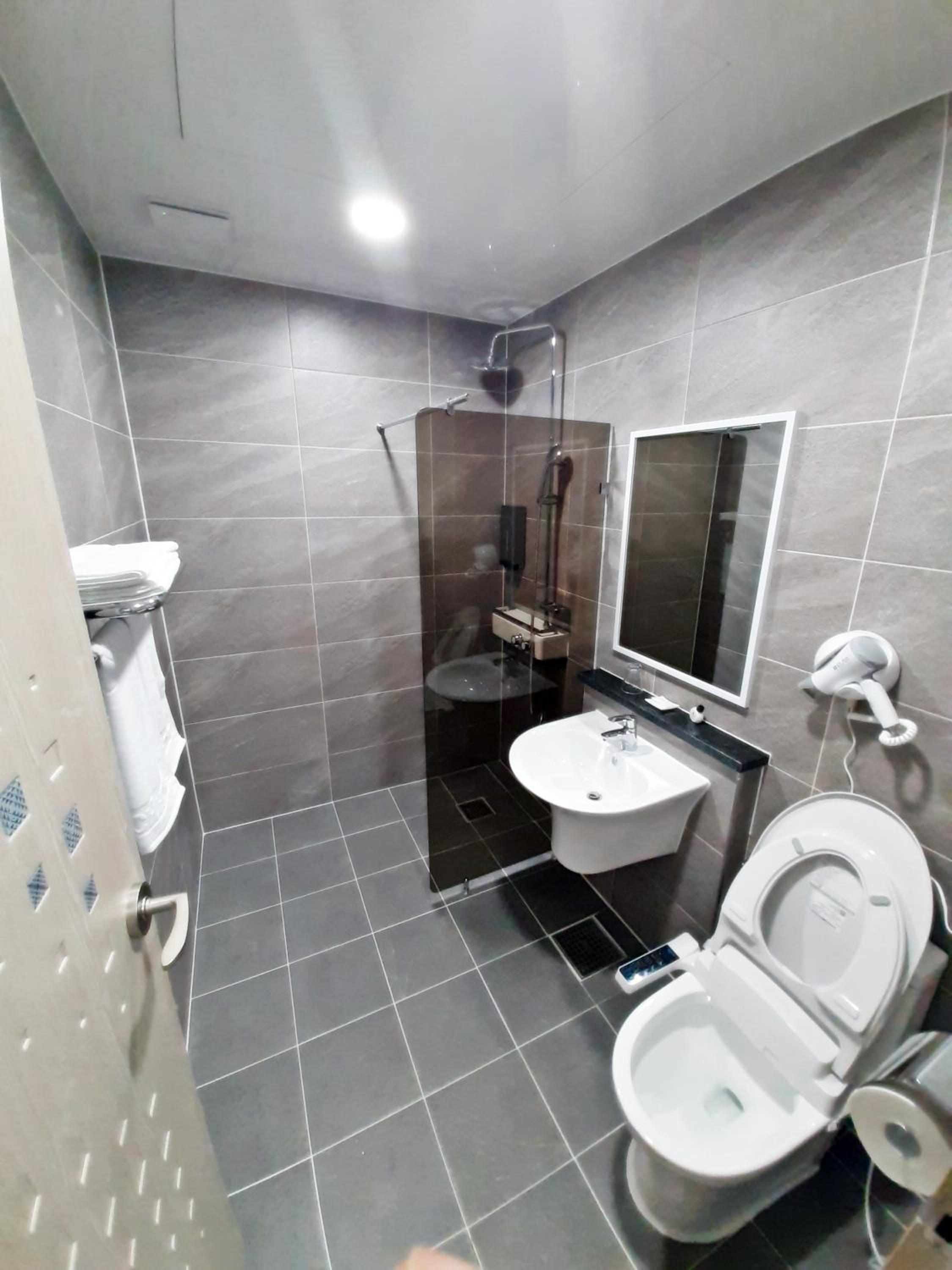 Double Room - Photo 2