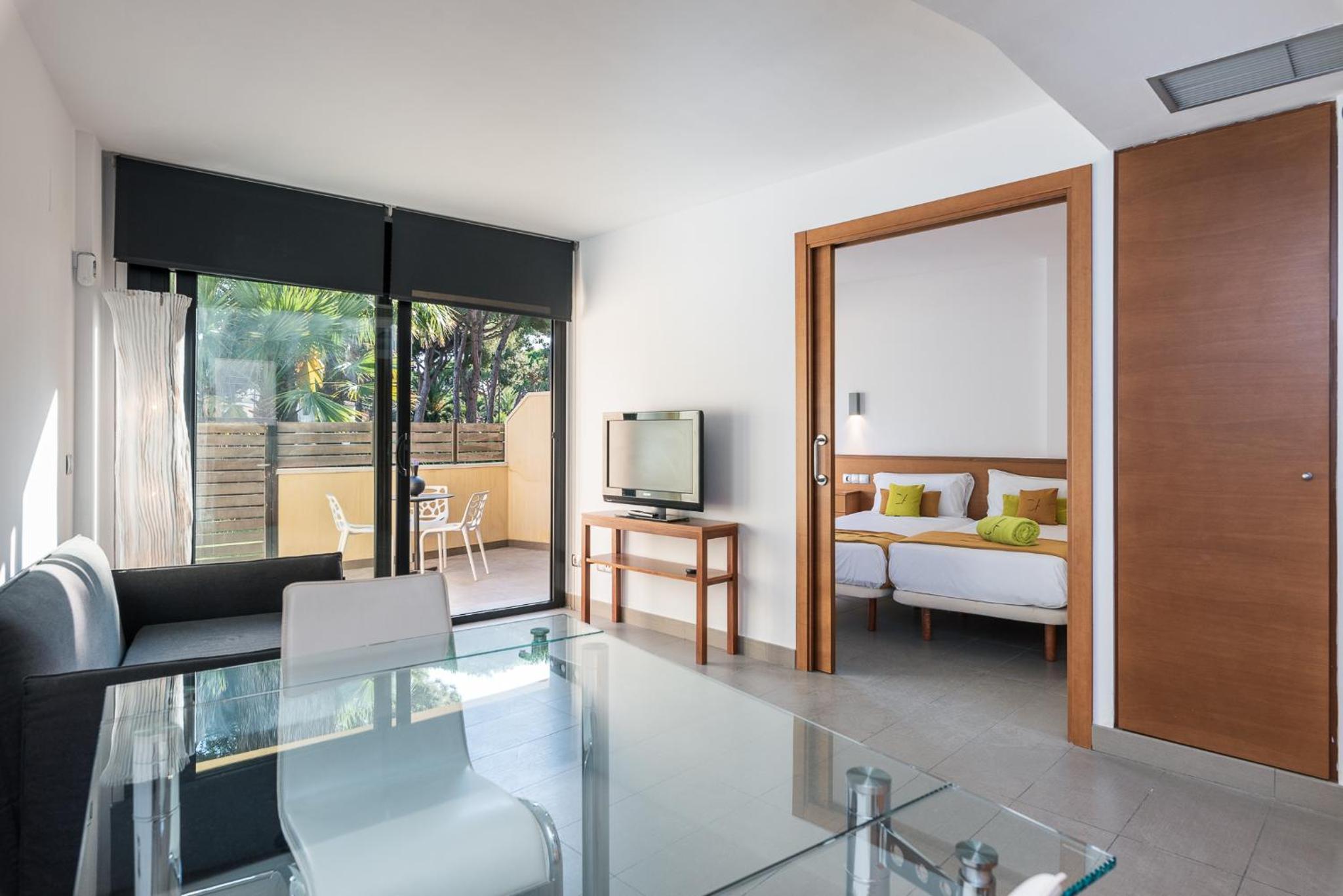 Apartment with Terrace photo 2