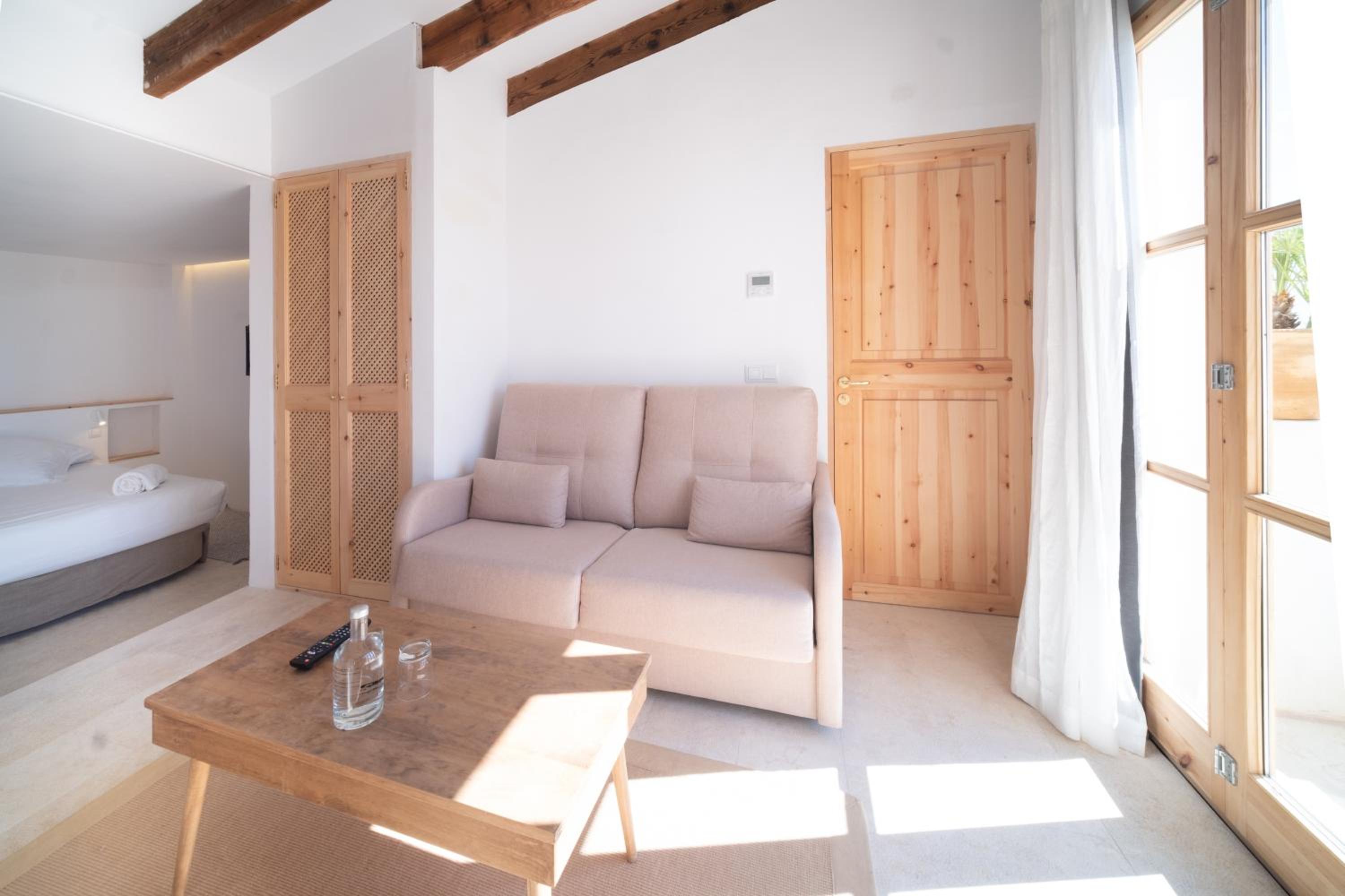 Junior Suite with Terrace photo 2