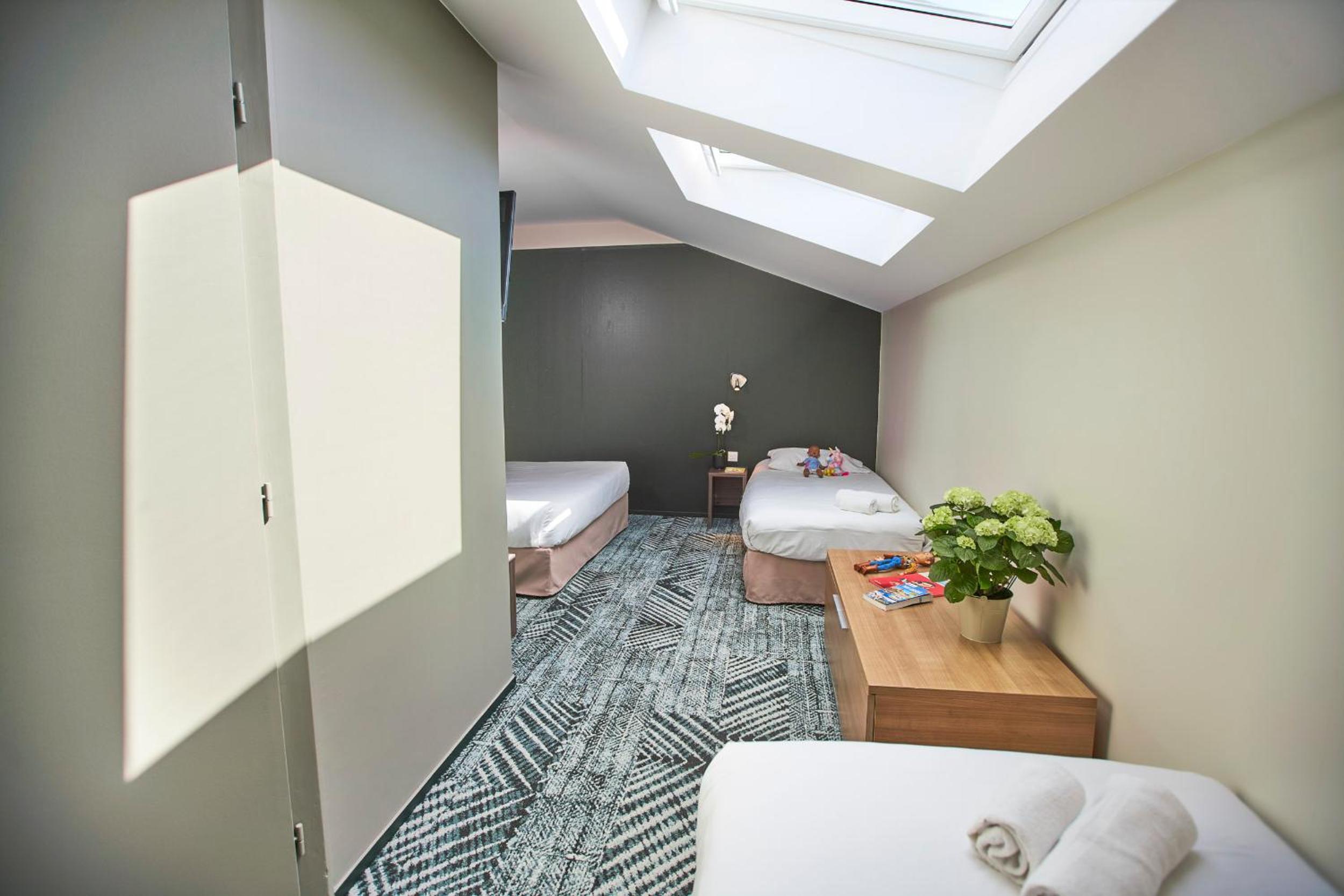 Quadruple Room - Photo 2