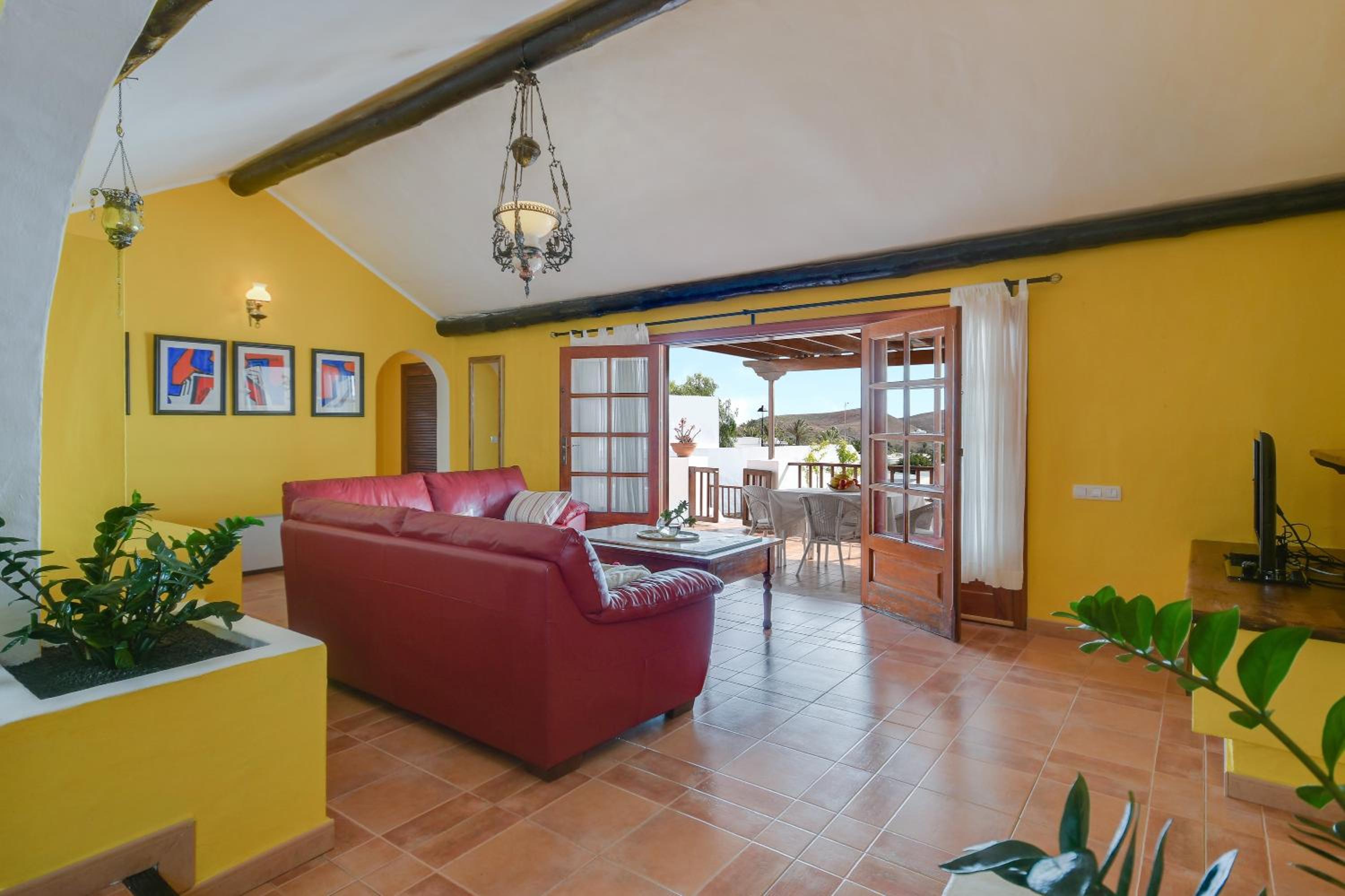 Villa with Sea View - Photo 4