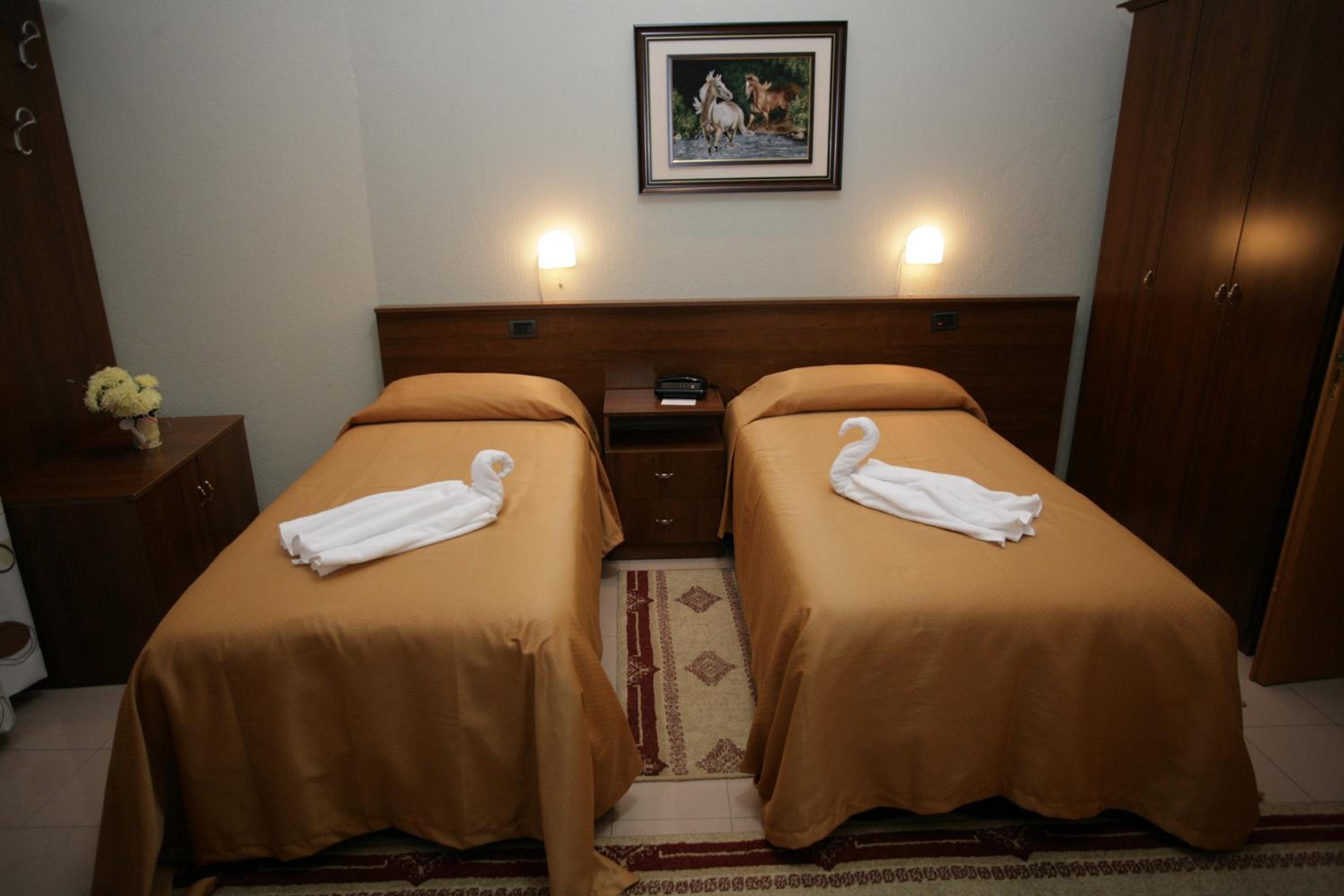 Triple Room photo 2