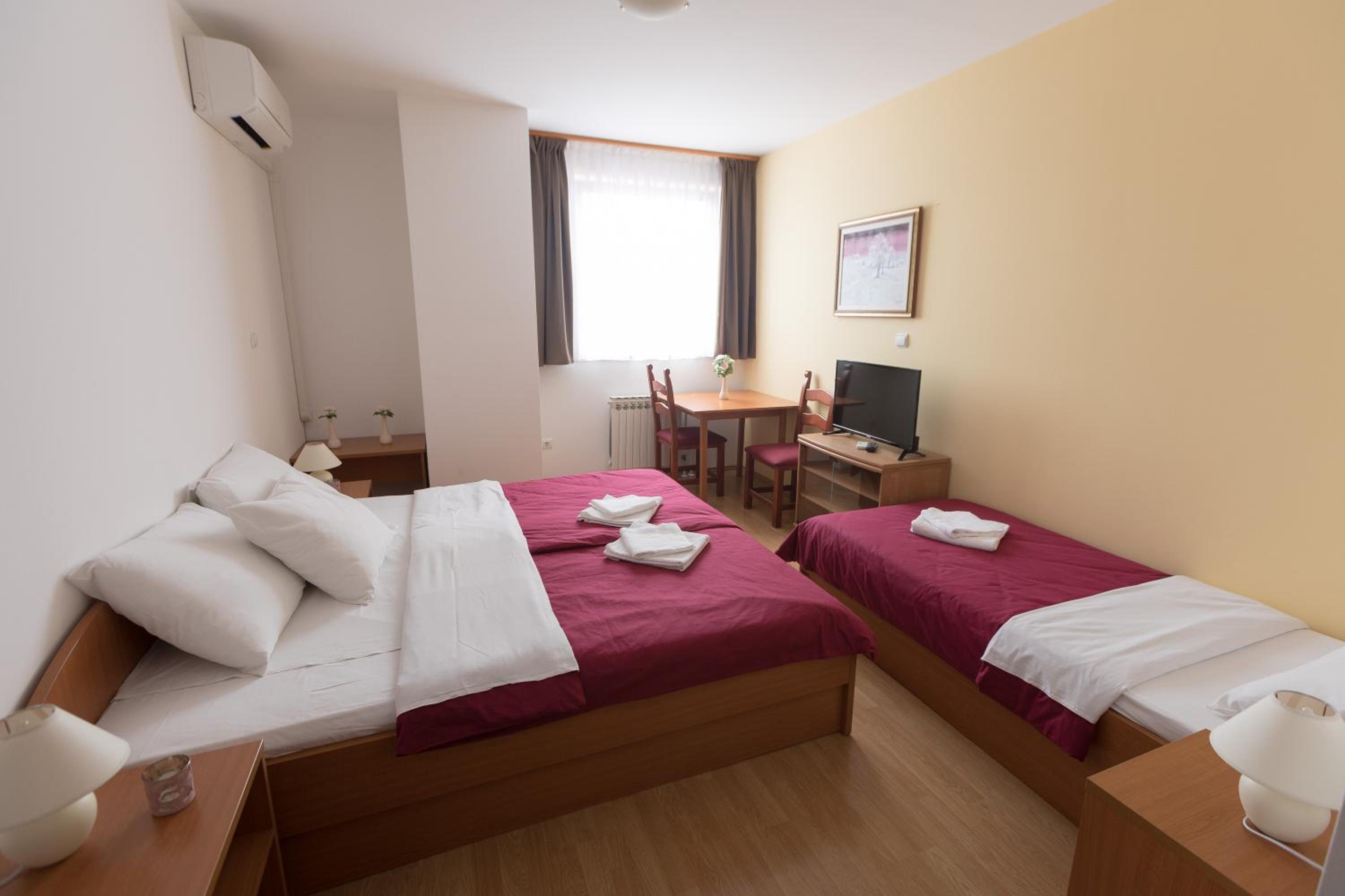 Triple Room - Photo 3