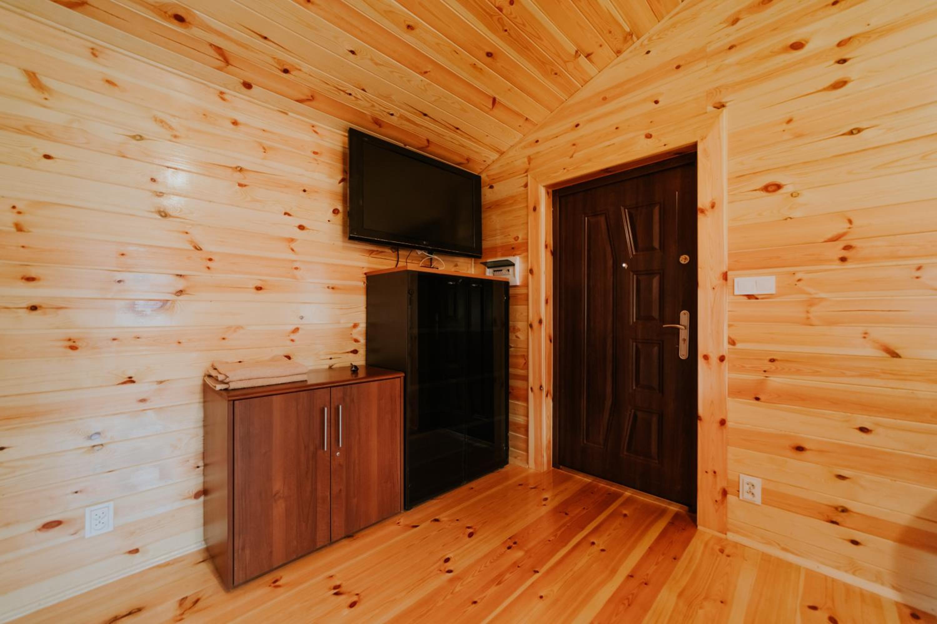 Two-Bedroom Chalet photo 2