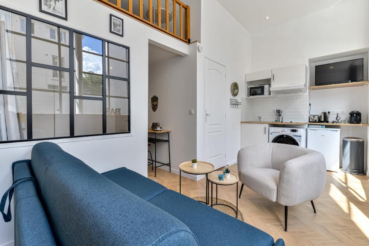 Apartment photo 2