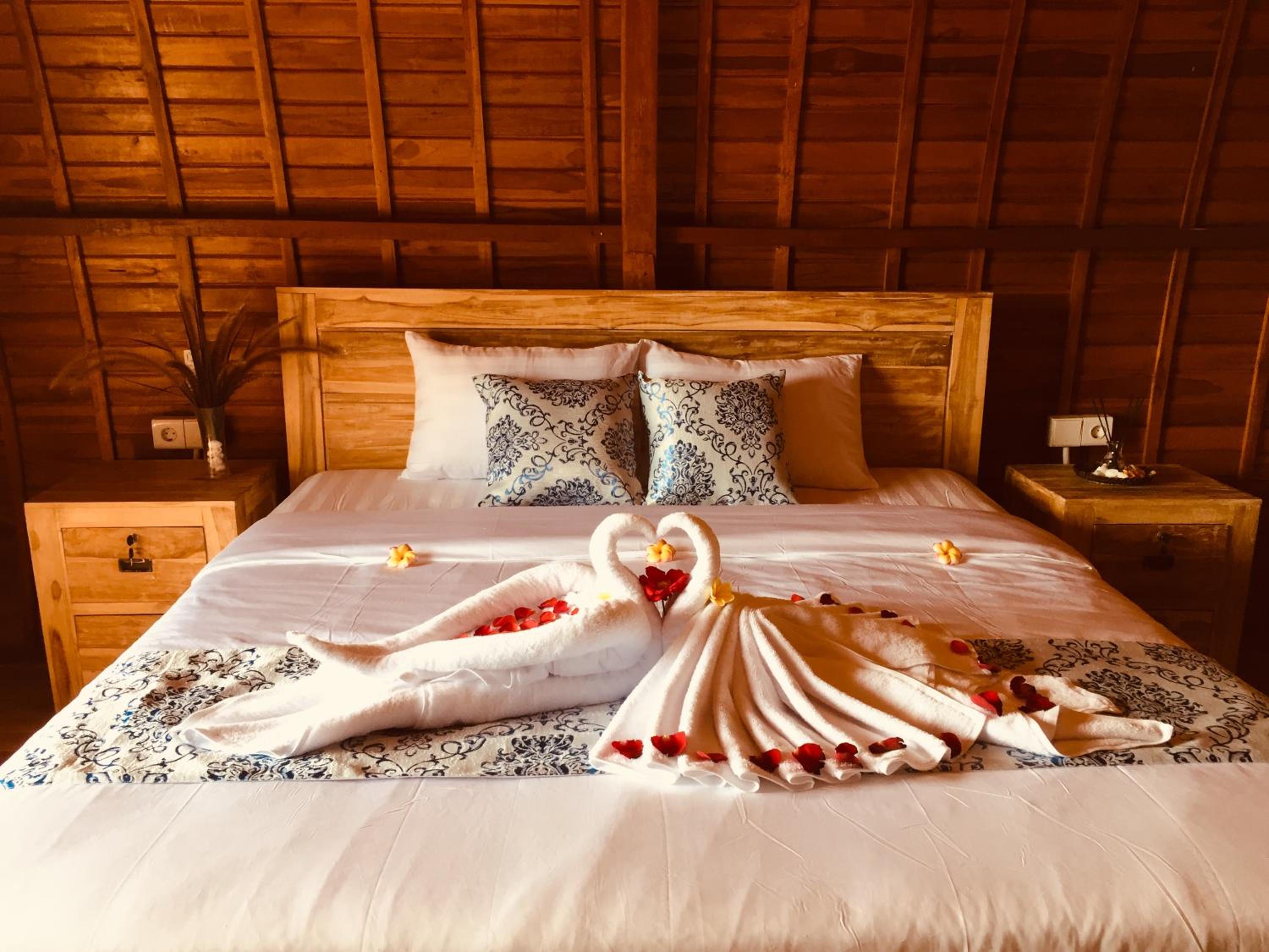 Lumbung Deluxe King Room - Photo 2