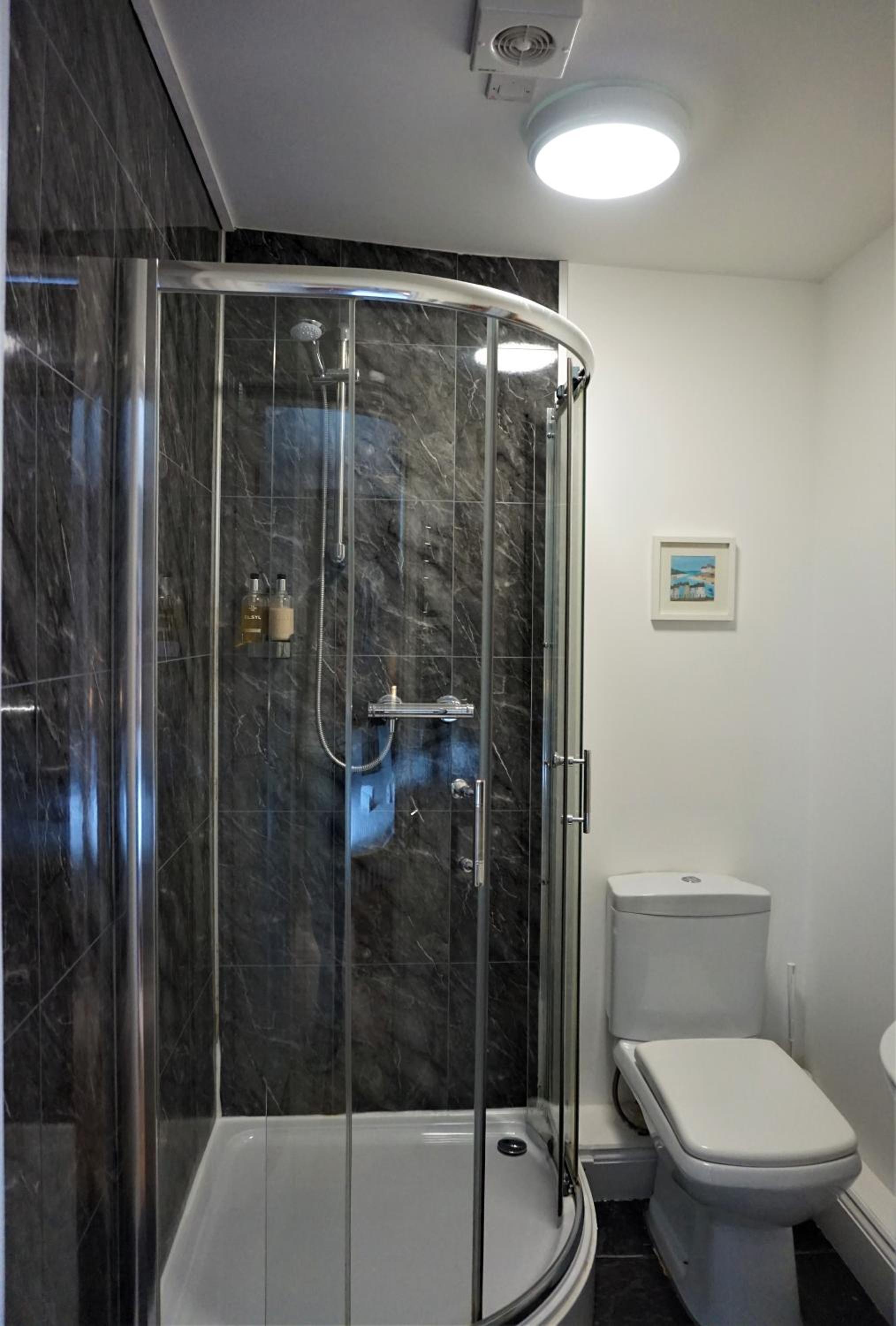Double Room - Photo 4