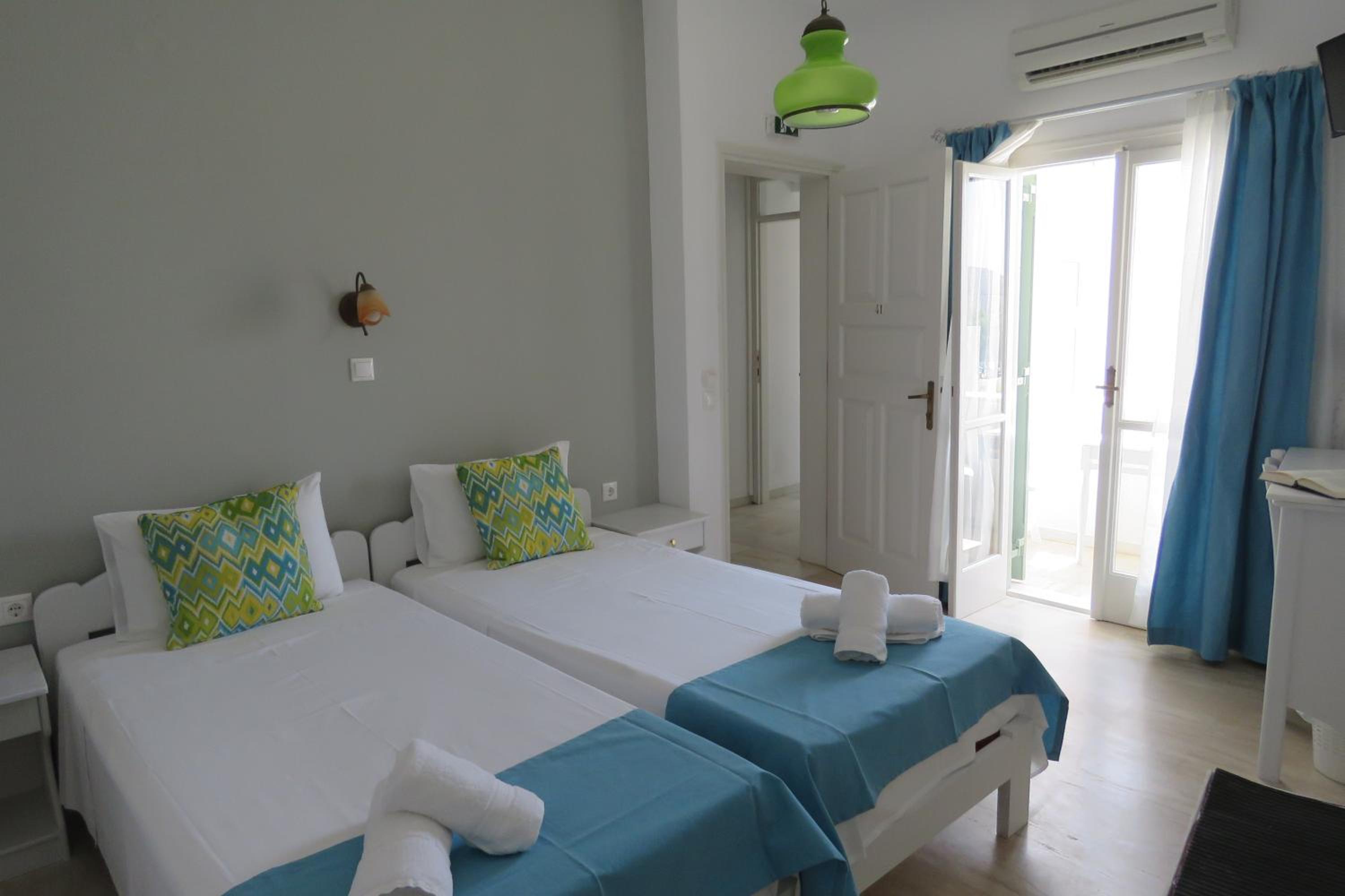 Double or Twin Room photo 2