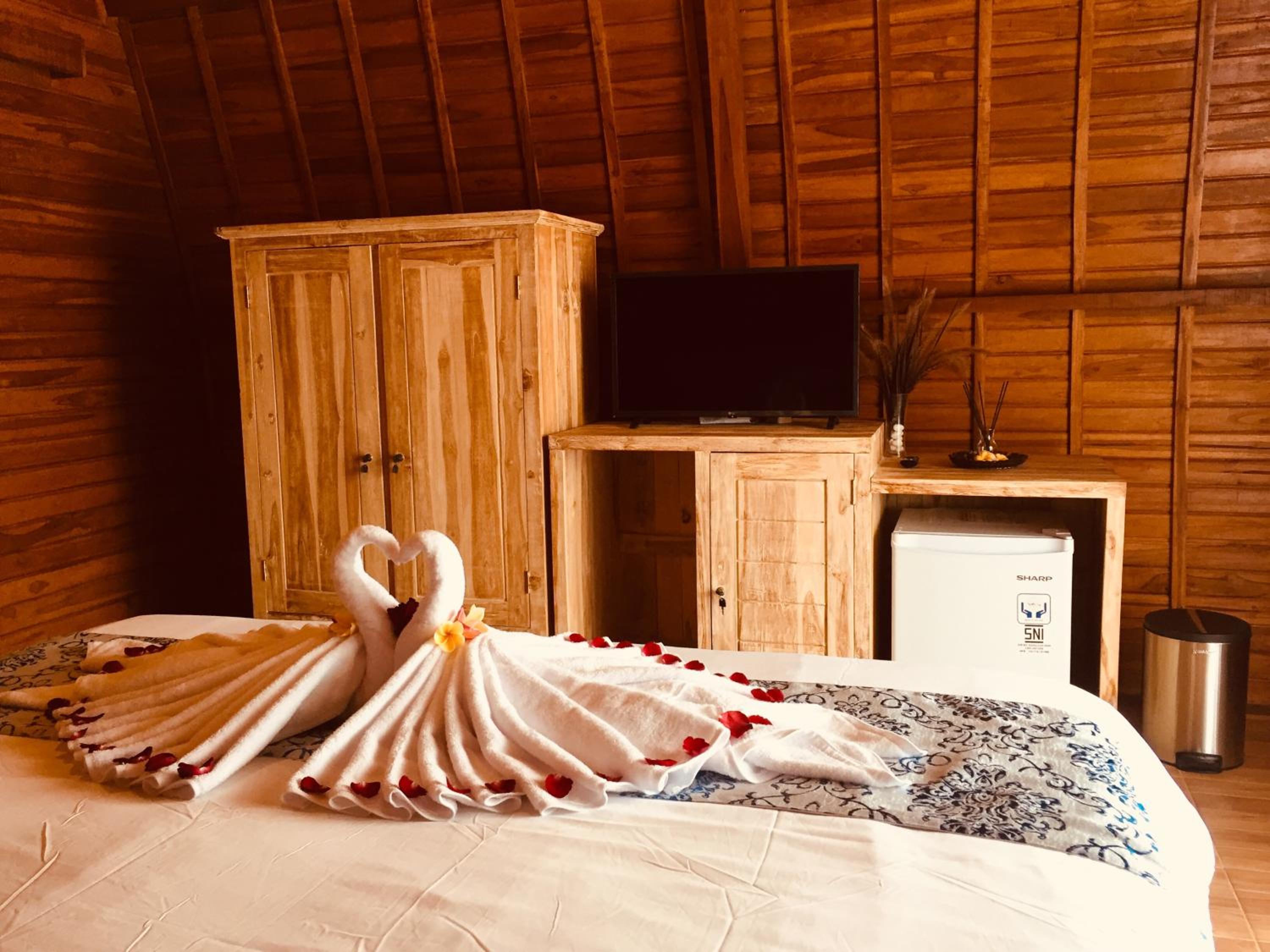 Lumbung Deluxe King Room - Photo 8
