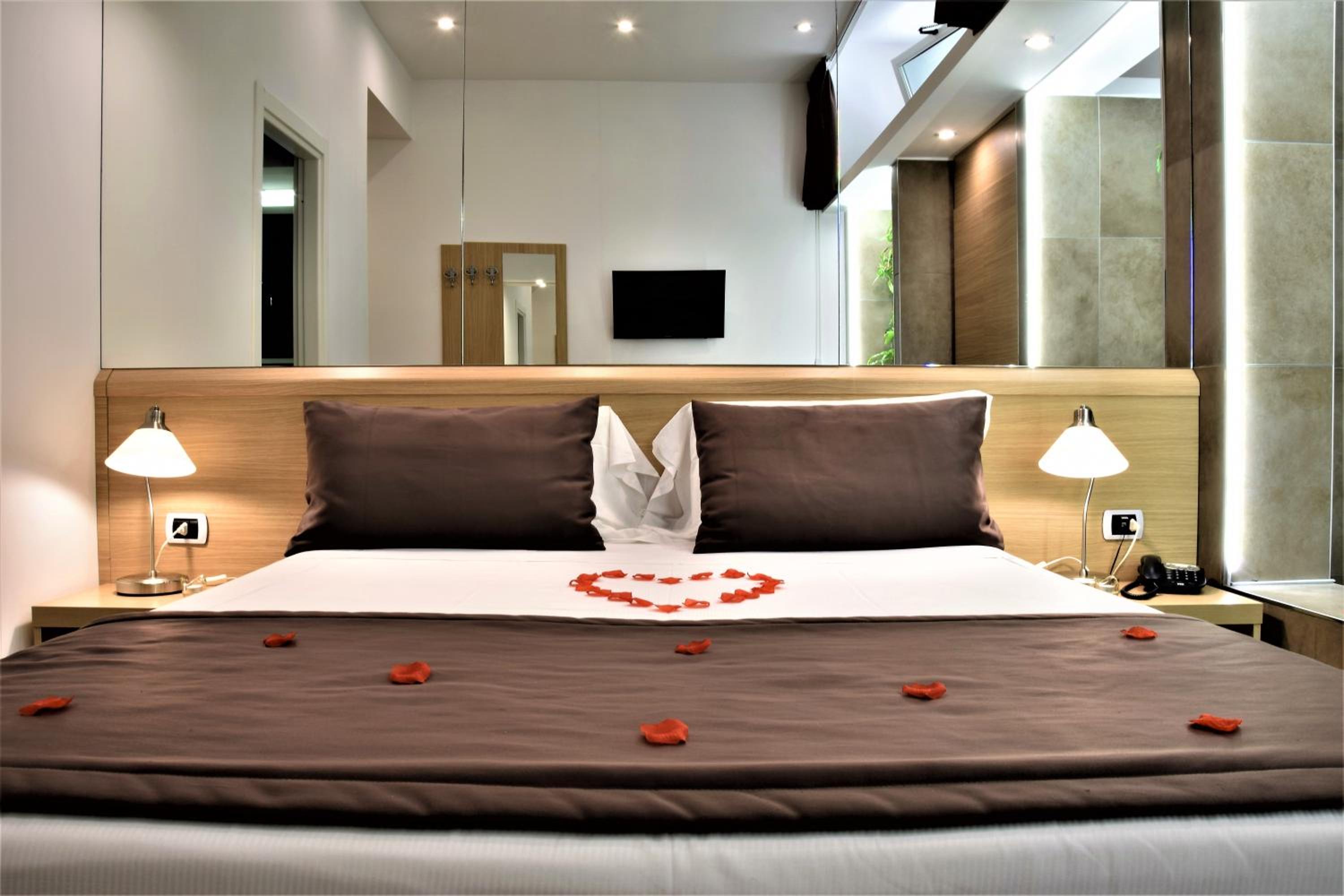 Superior Double or Twin Room photo 2