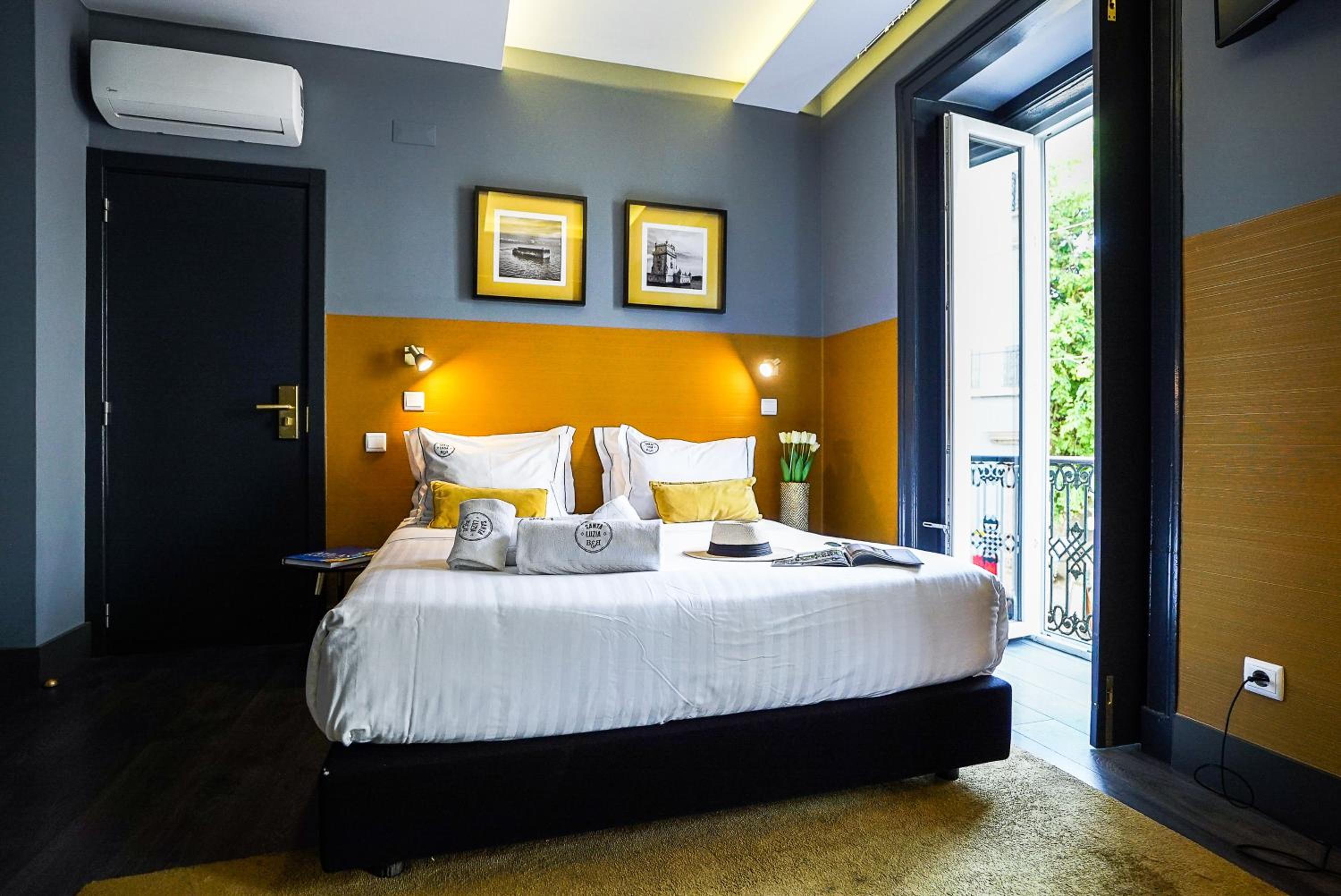 Superior Double Room with Balcony photo 2