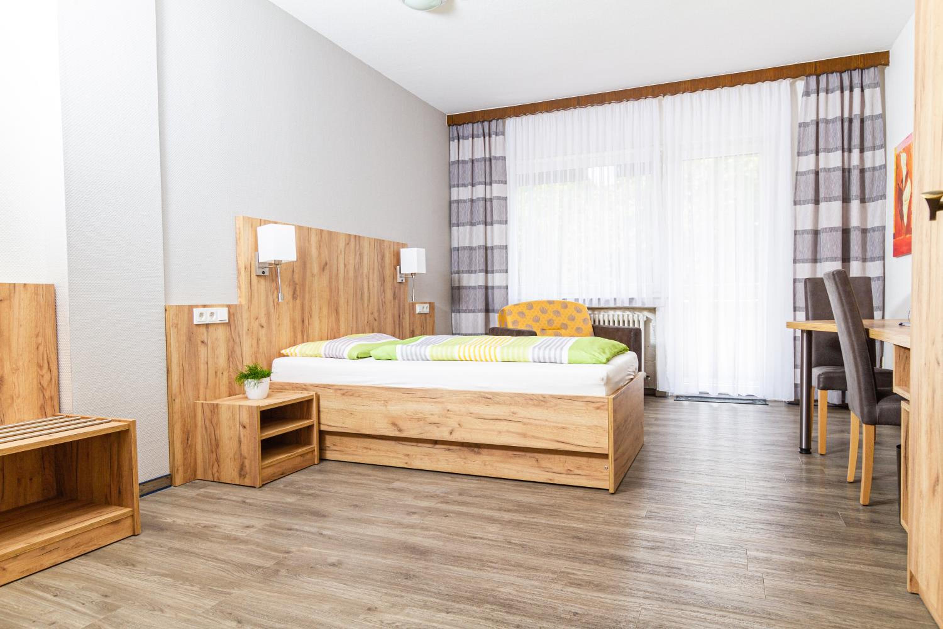 One-Bedroom Apartment with Balcony photo 3