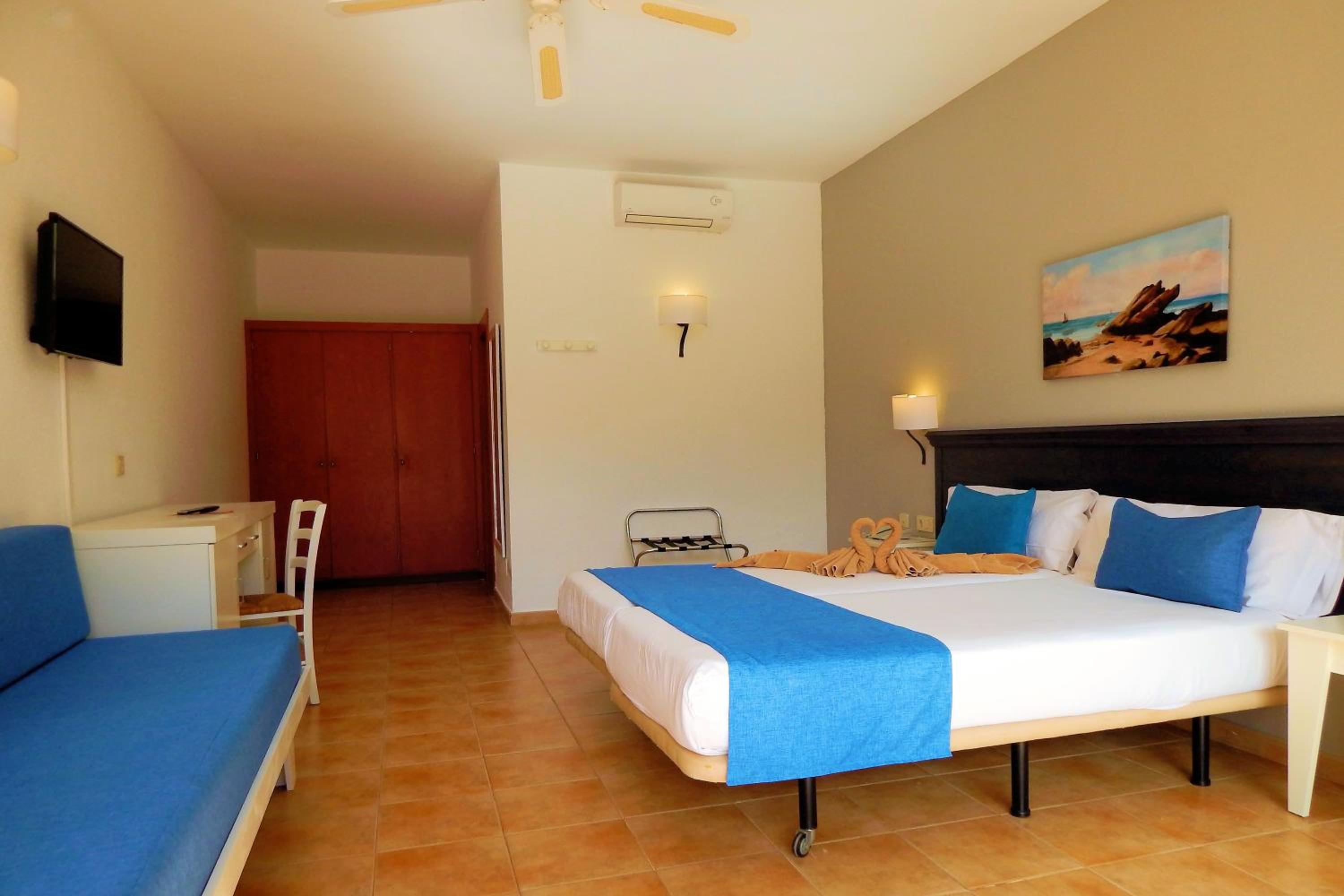 Habitación Doble Estándar (2 adultos + 1 niño)