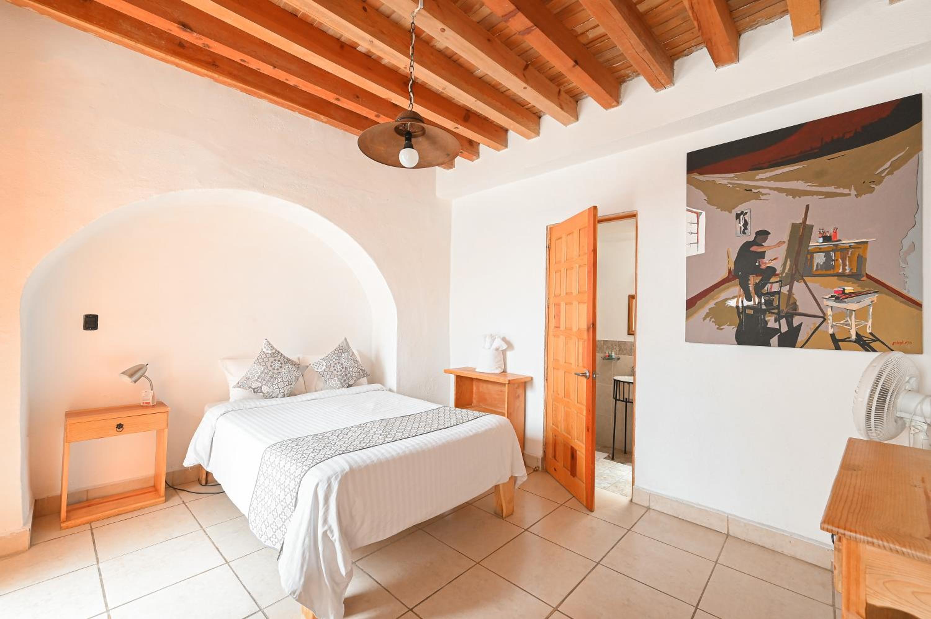 Double Room - Photo 6