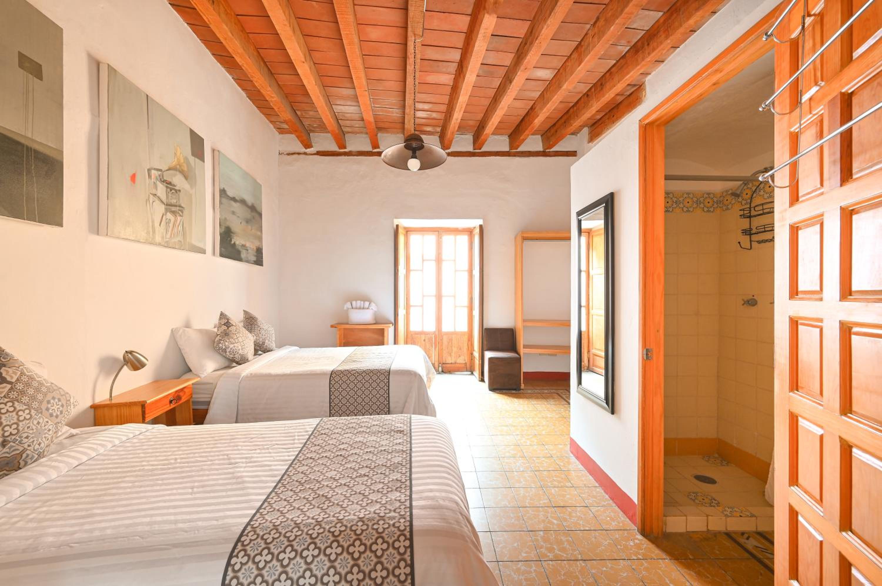 Triple Room - Photo 8