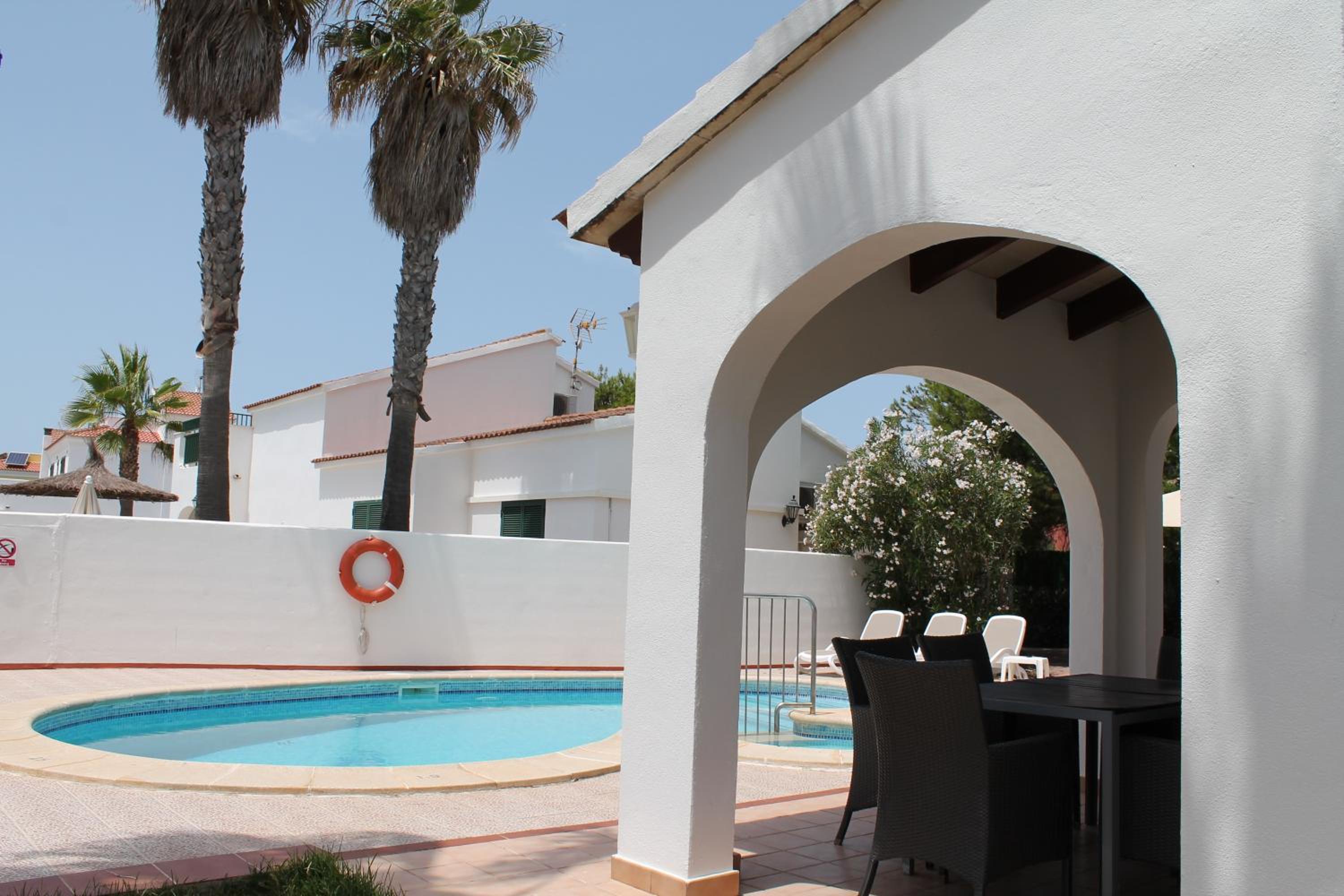 Three-Bedroom Villa photo 3