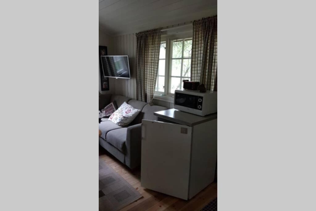 One-Bedroom House photo 1