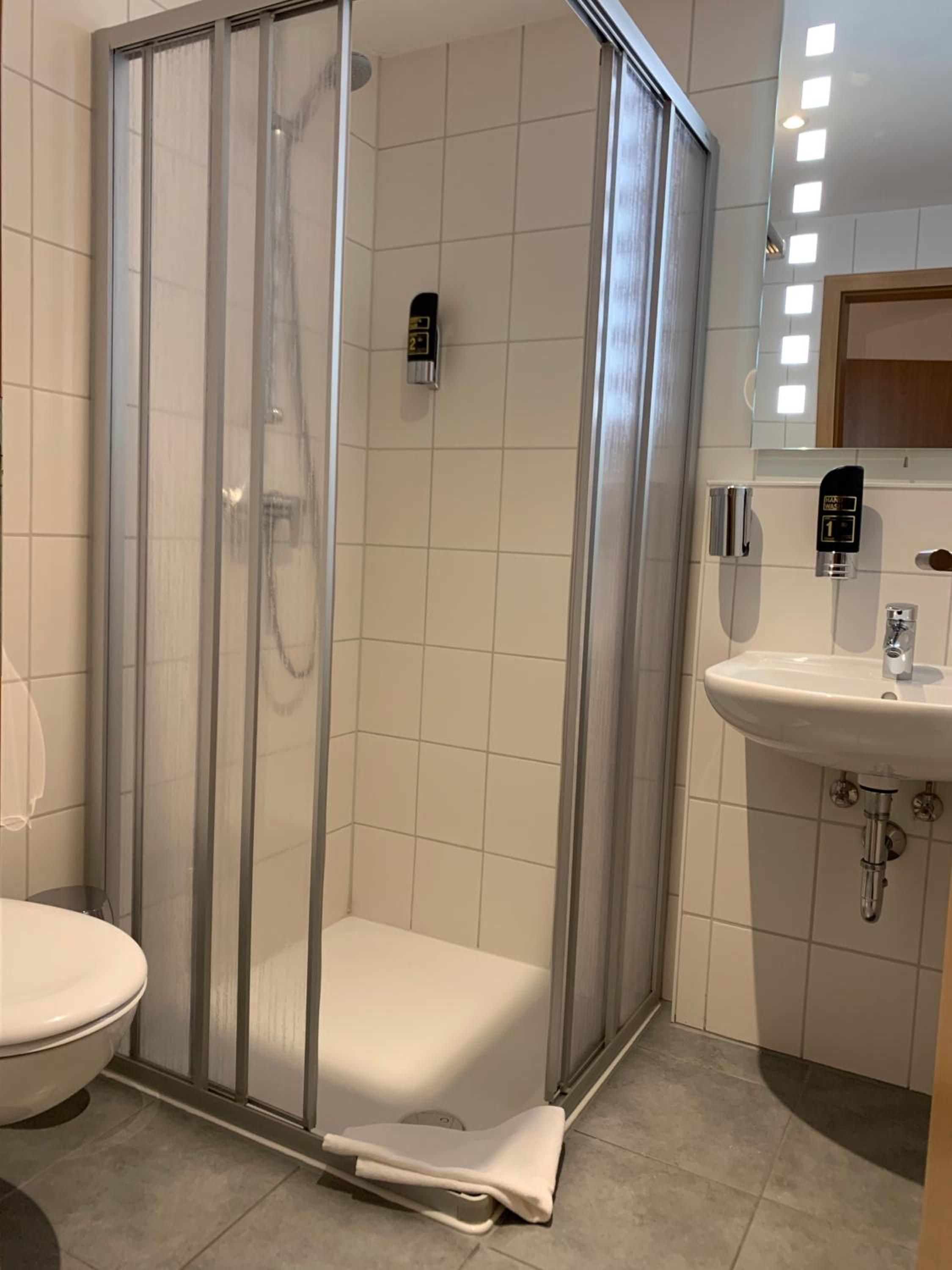 Longstay Studio mit Kitchenette – Souterrain photo 3