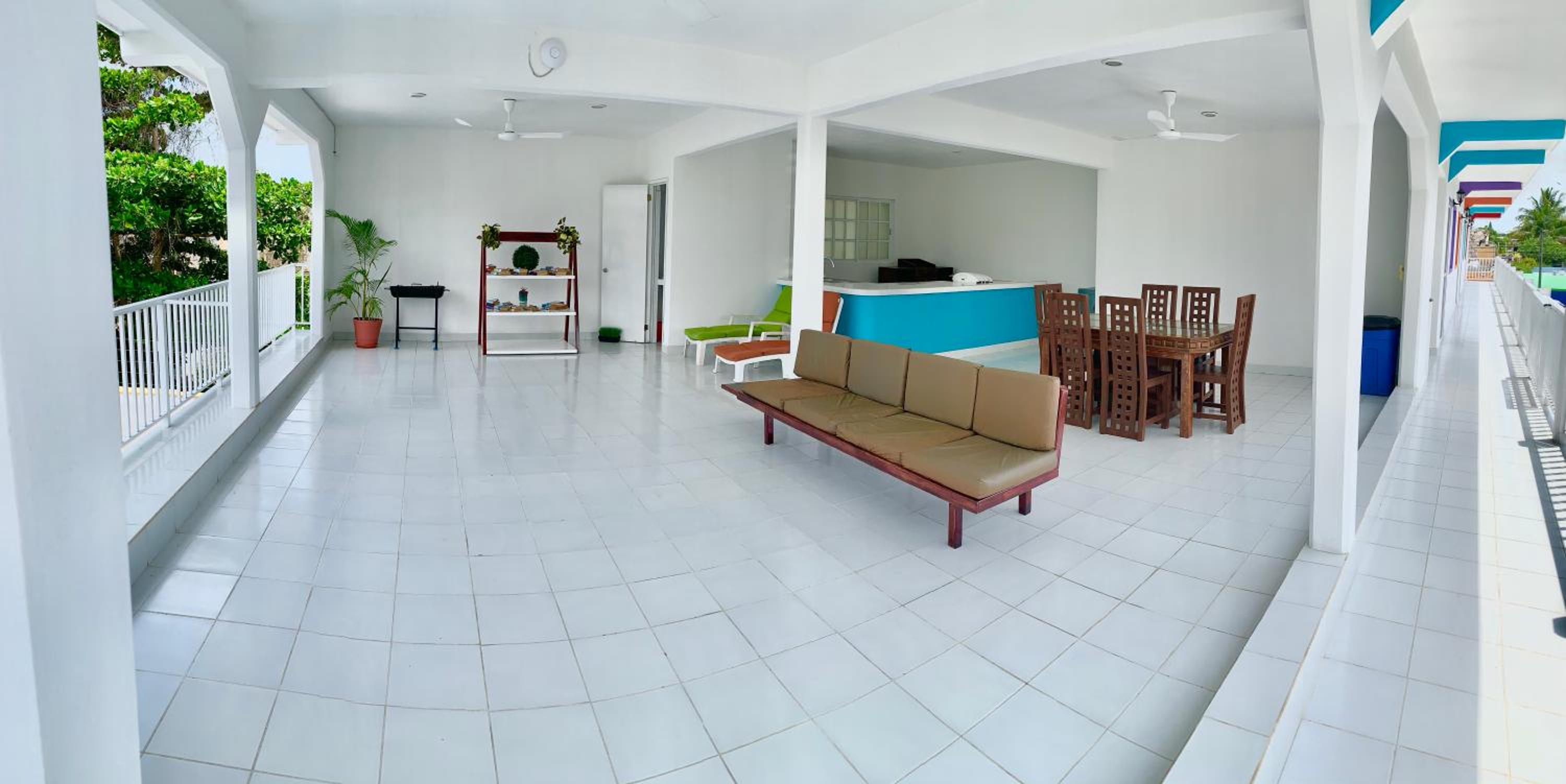 Studio Apartment - Photo 8
