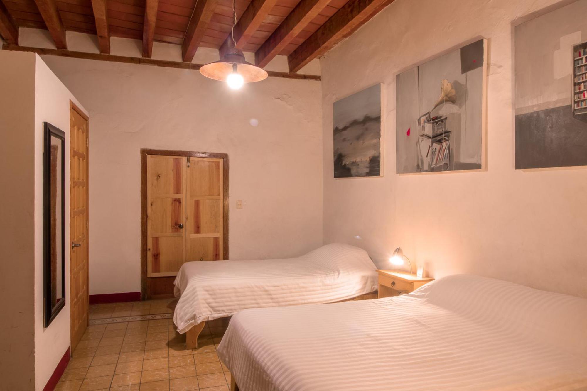 Triple Room - Photo 6
