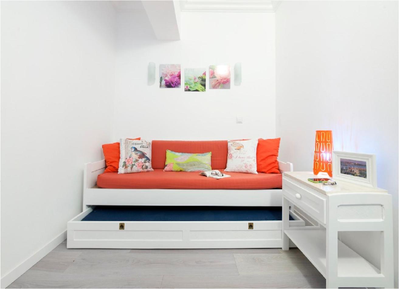 One-Bedroom Apartment - Photo 13