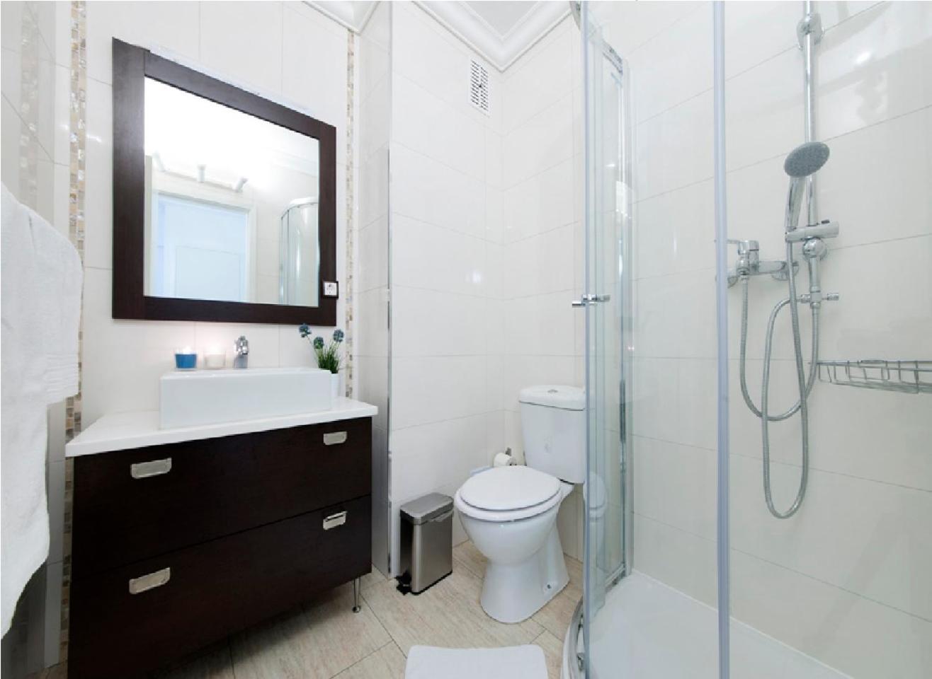 One-Bedroom Apartment - Photo 15