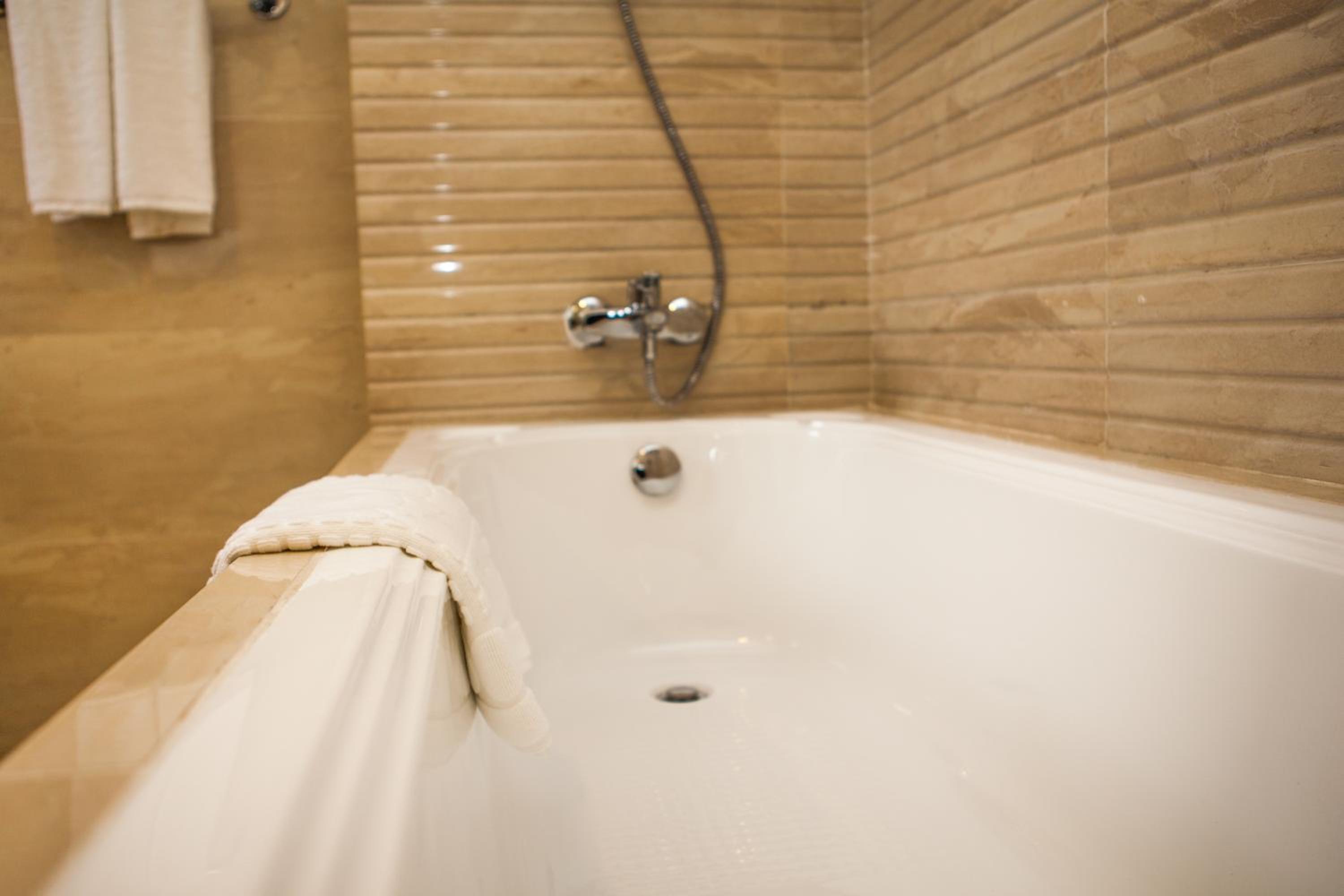 Superior Deluxe King photo 2