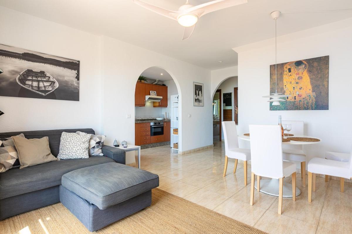 Apartamento con vista al mar