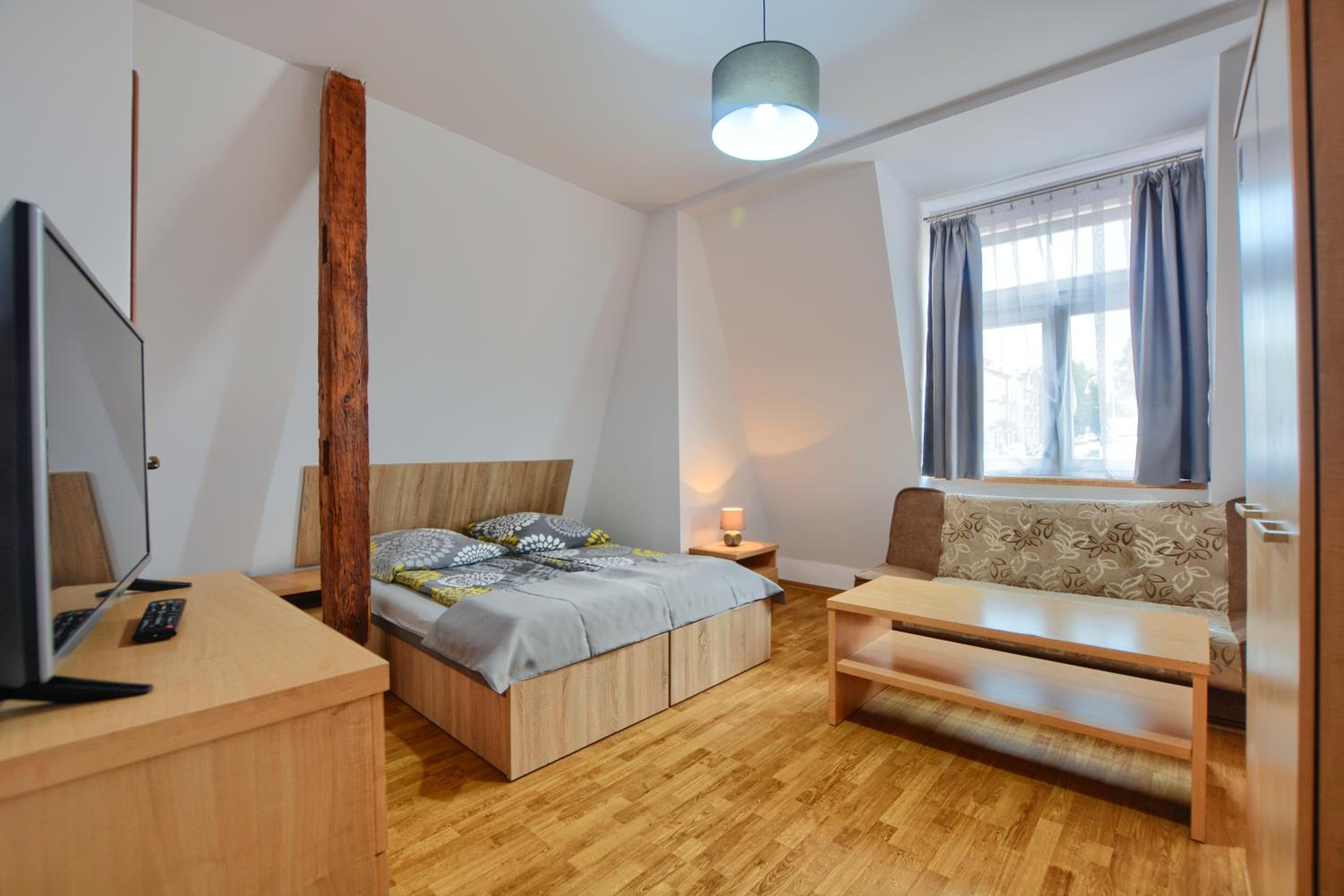 Triple Room with Private Bathroom photo 2