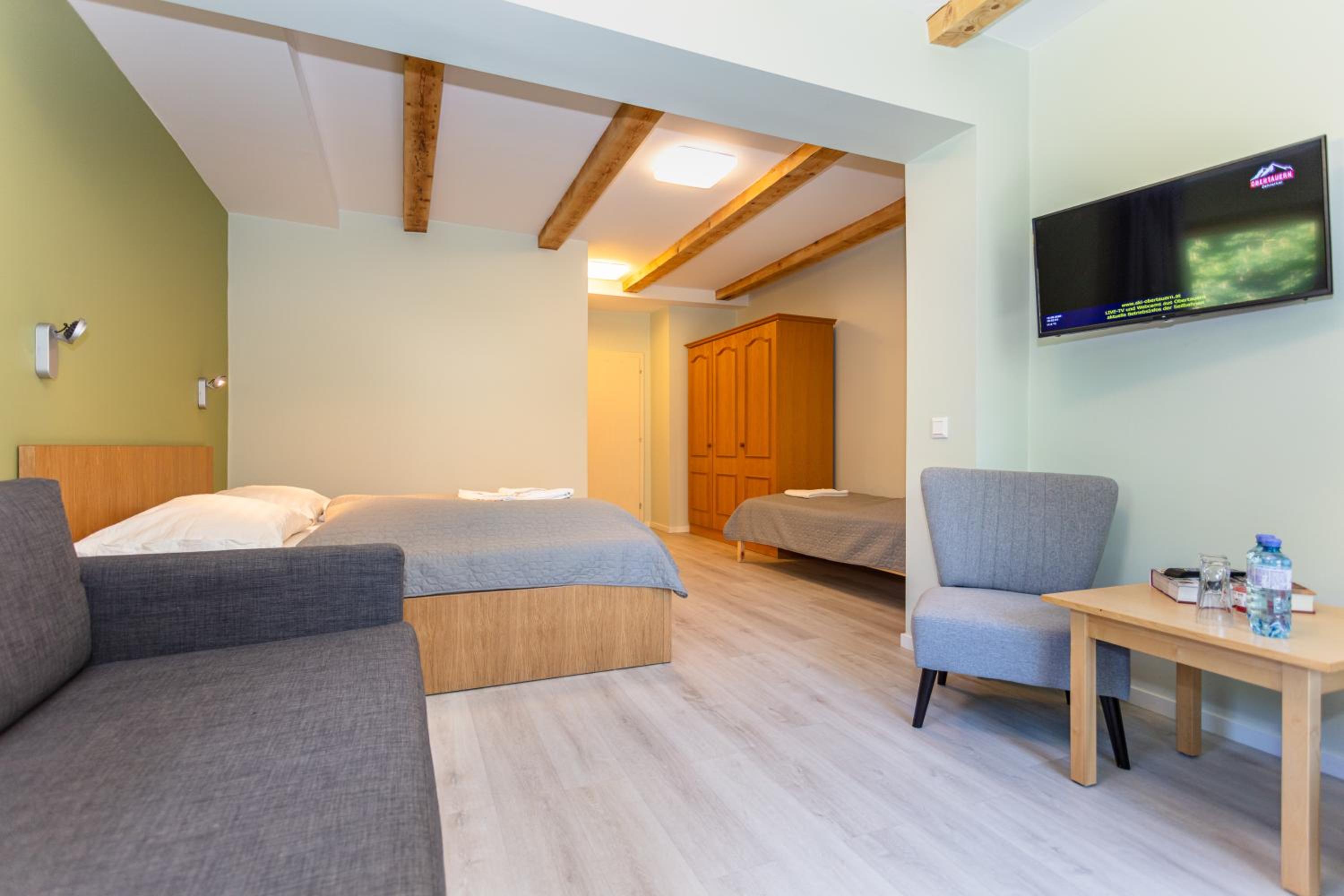Triple Room photo 2