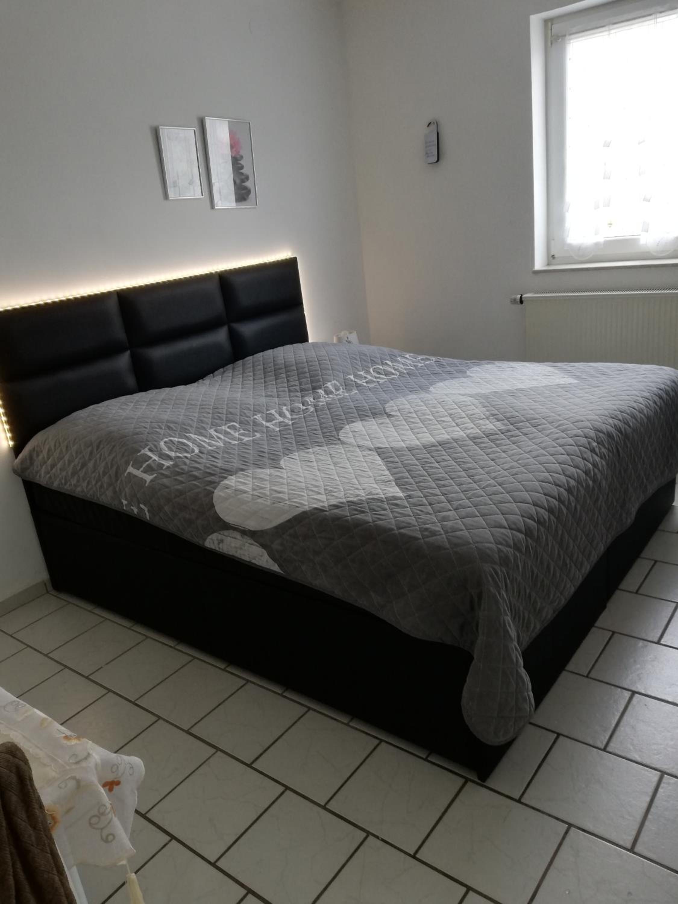 One-Bedroom Apartment - Photo 14
