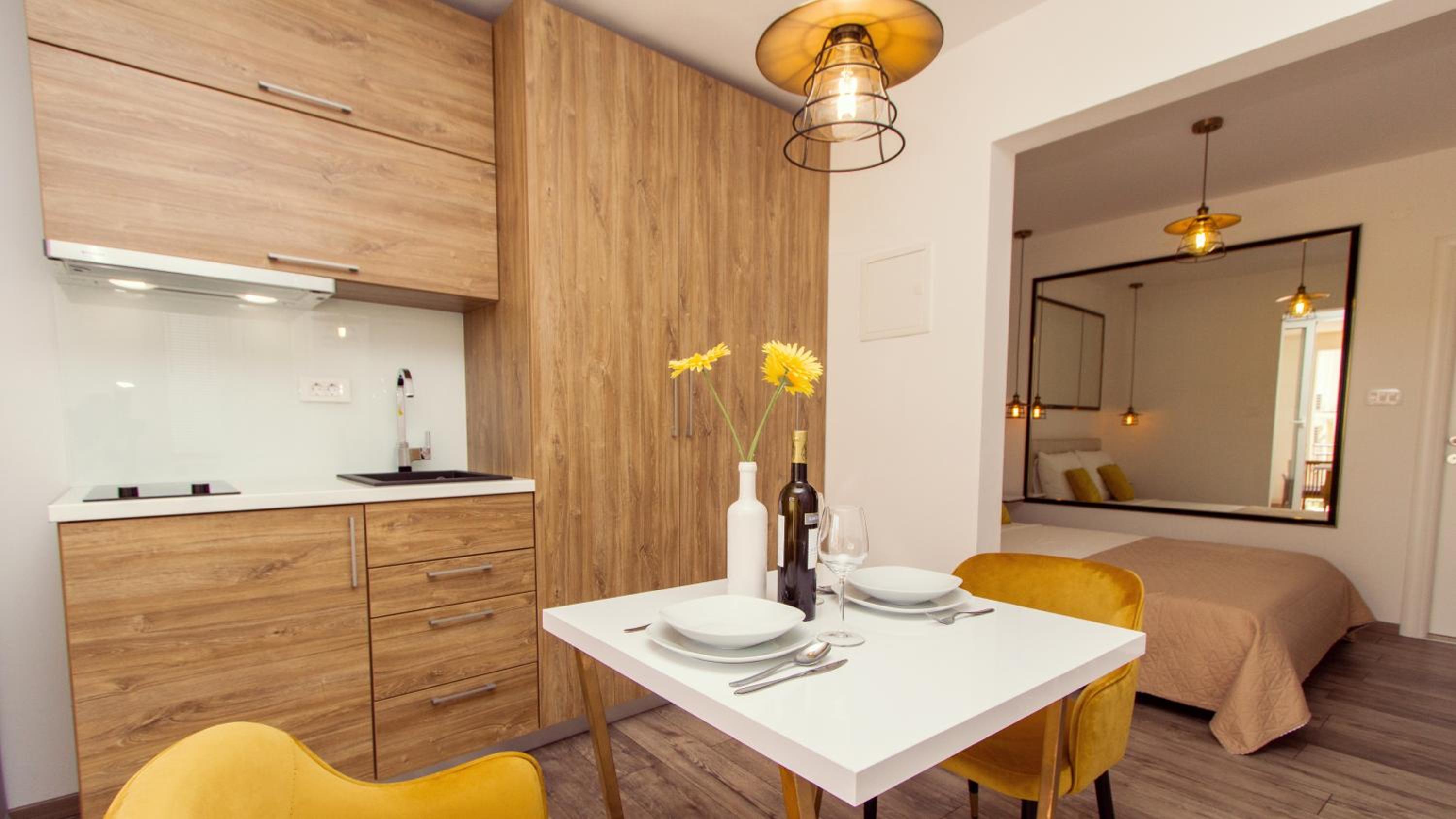 Premium Studio with Balcony photo 3