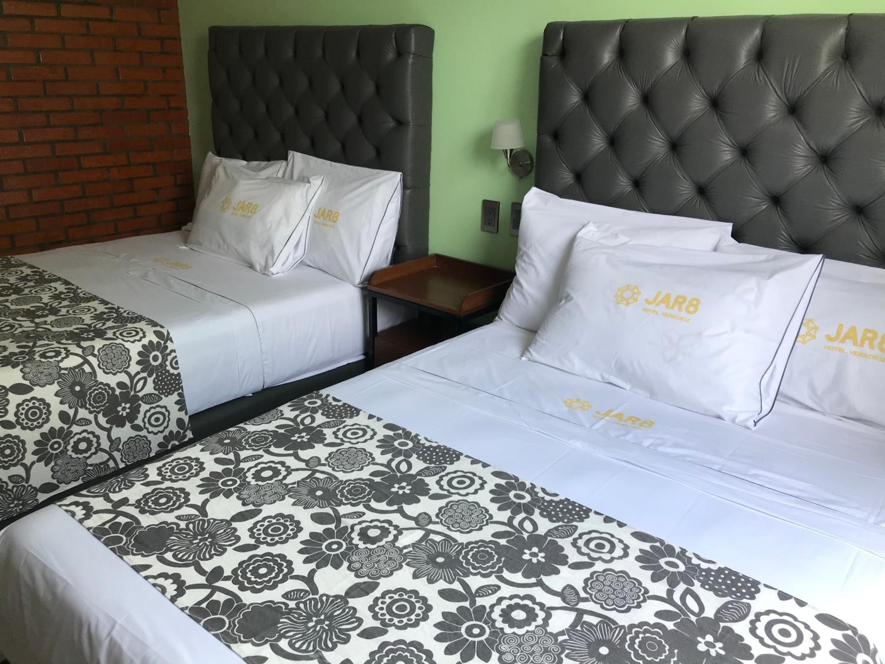 Superior Double Room with Two Double Beds - Photo 21
