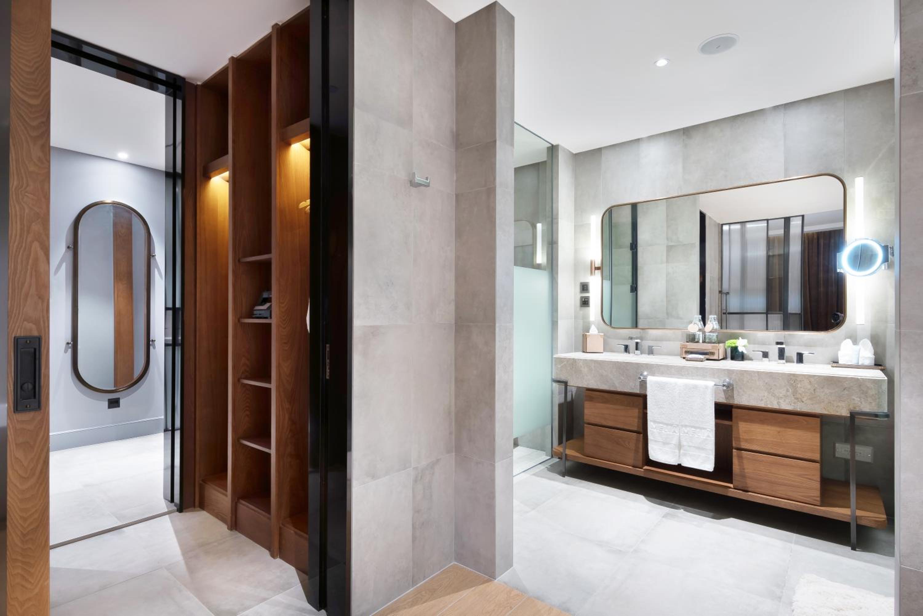 Suite with Terrace photo 2