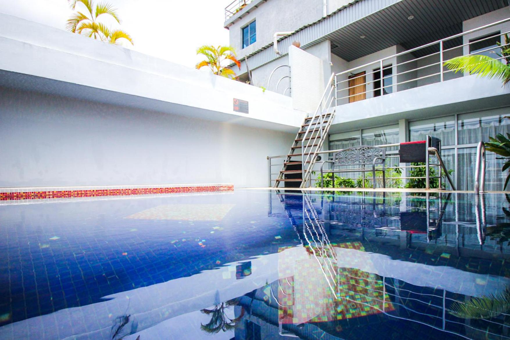 Penthouse - Photo 2