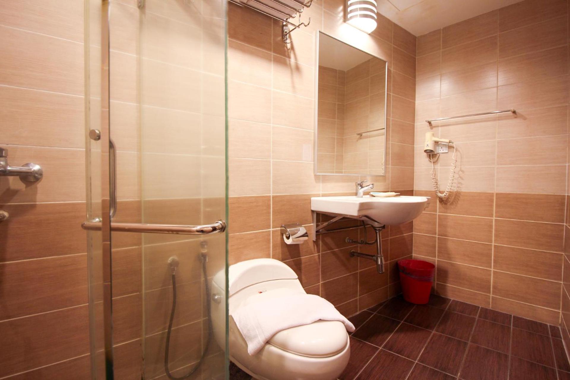 2 Bedroom Apartment - Photo 6