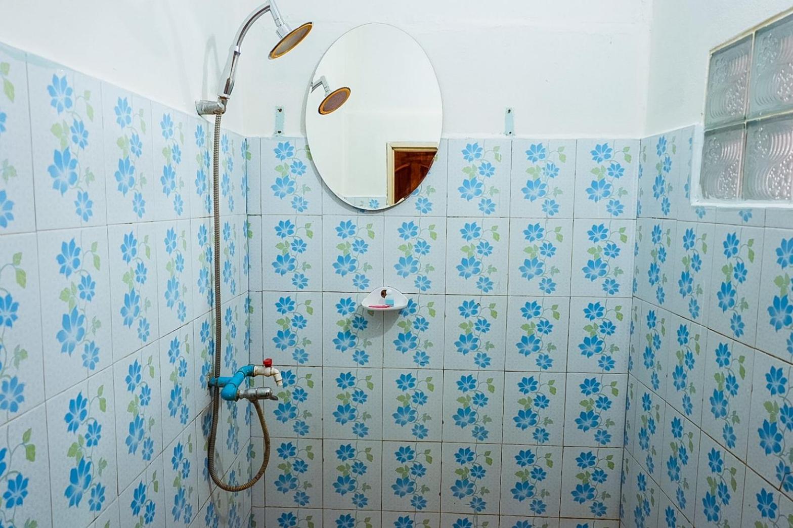 Double Room with Private Bathroom photo 2