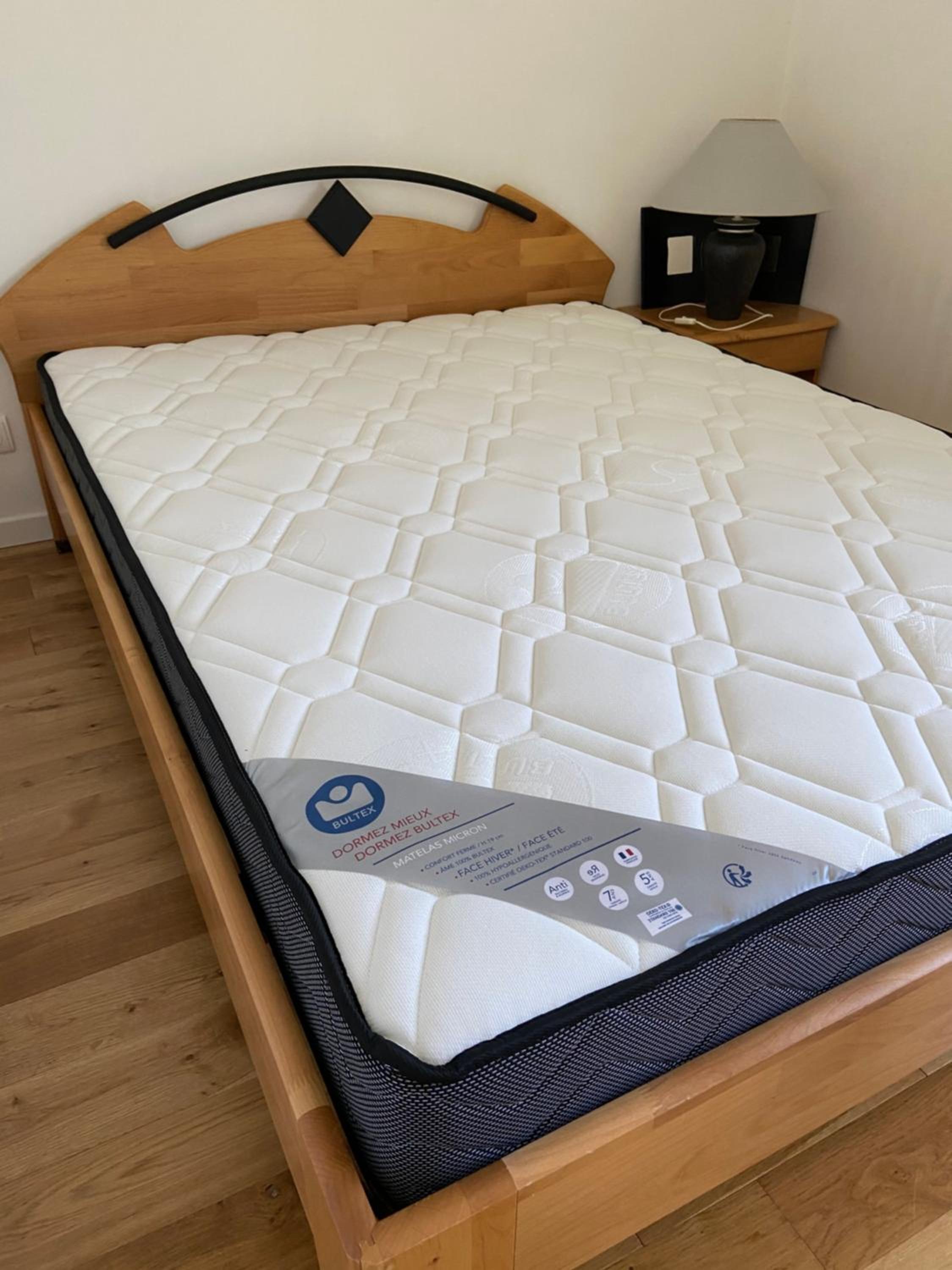 Deluxe Double Room (2 Adults + 1 Child) - Photo 20