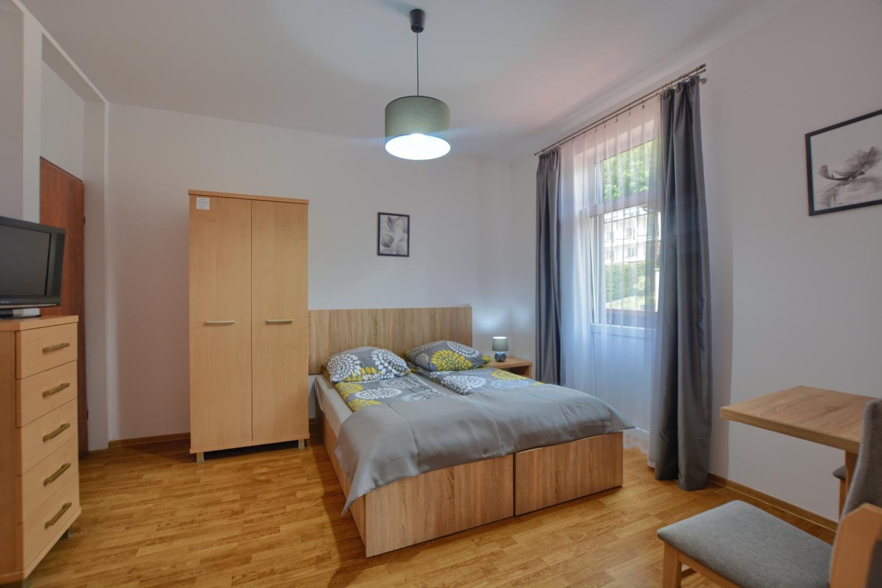 Family Studio - Photo 4