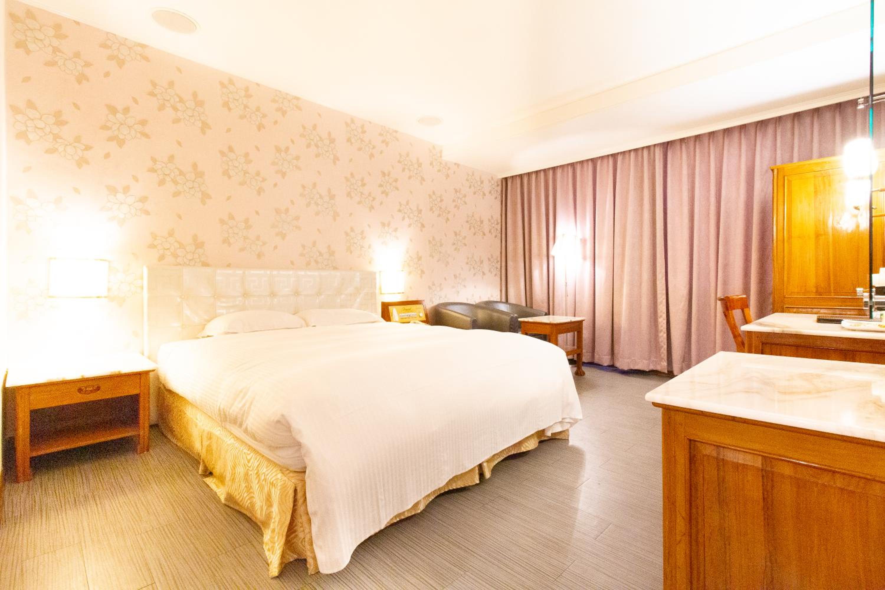 Standard Double Room - Photo 4