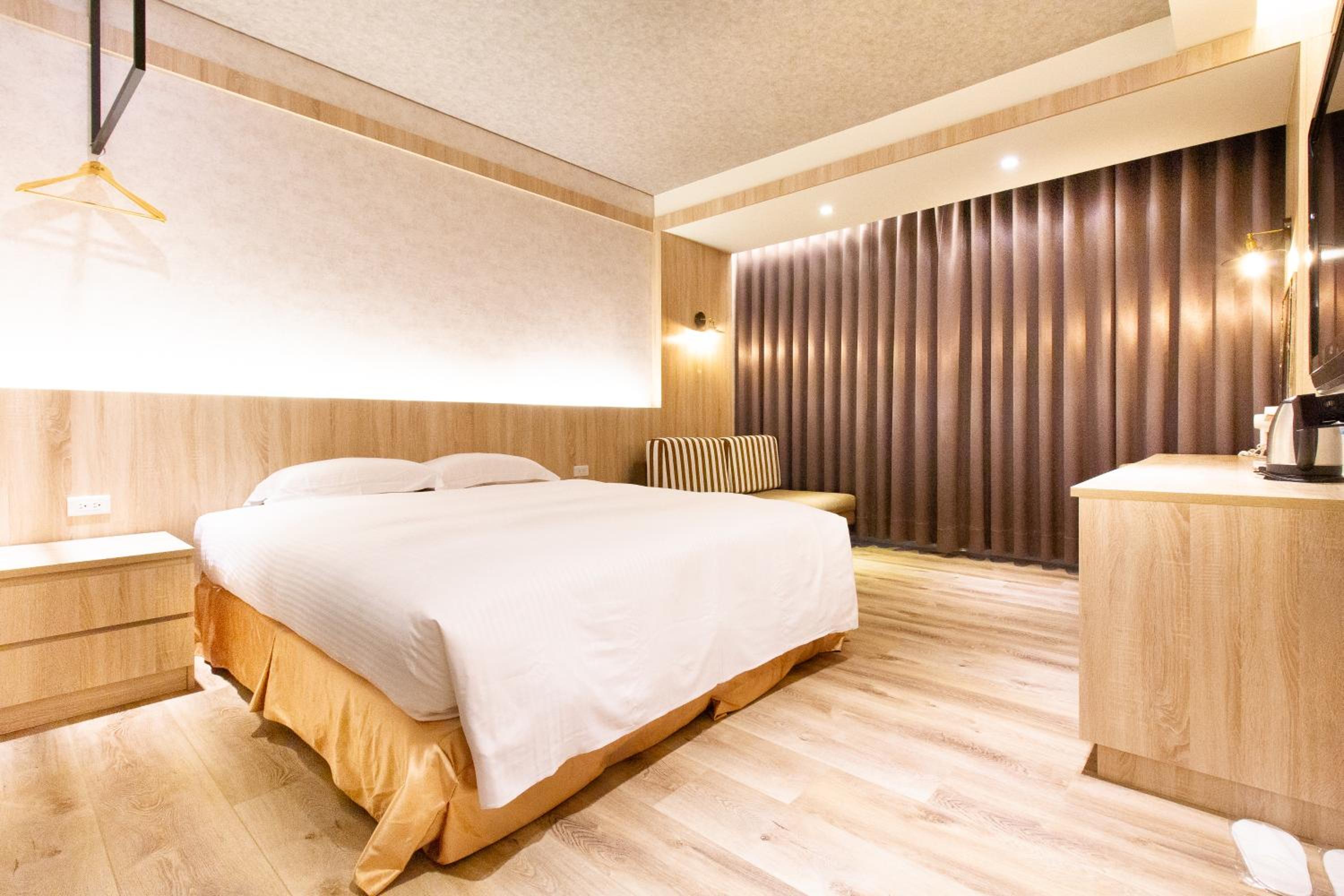Deluxe Double Room - Photo 6